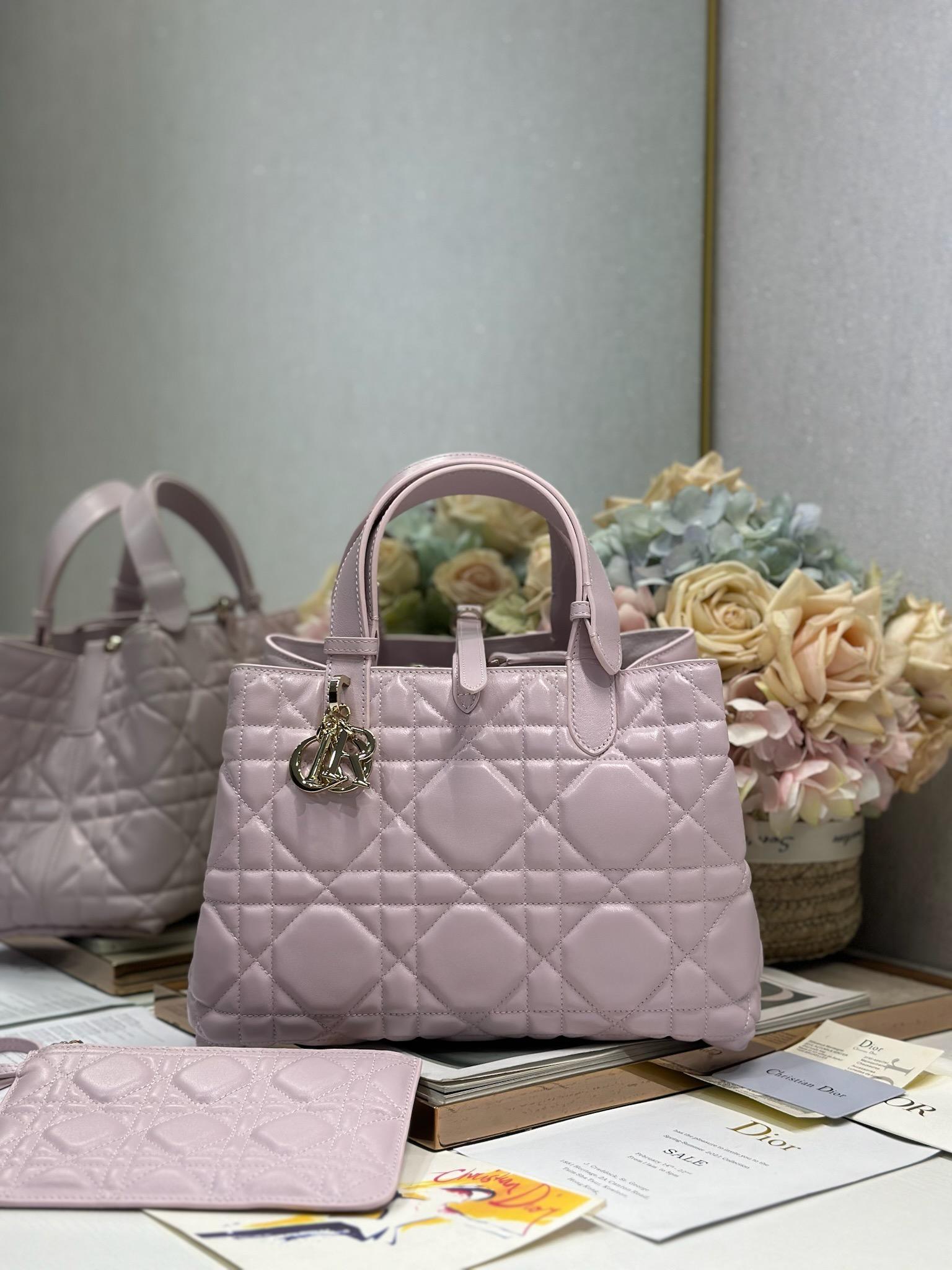 f32ec7d2cbc56ee0c919eba206f49cc8.jpg