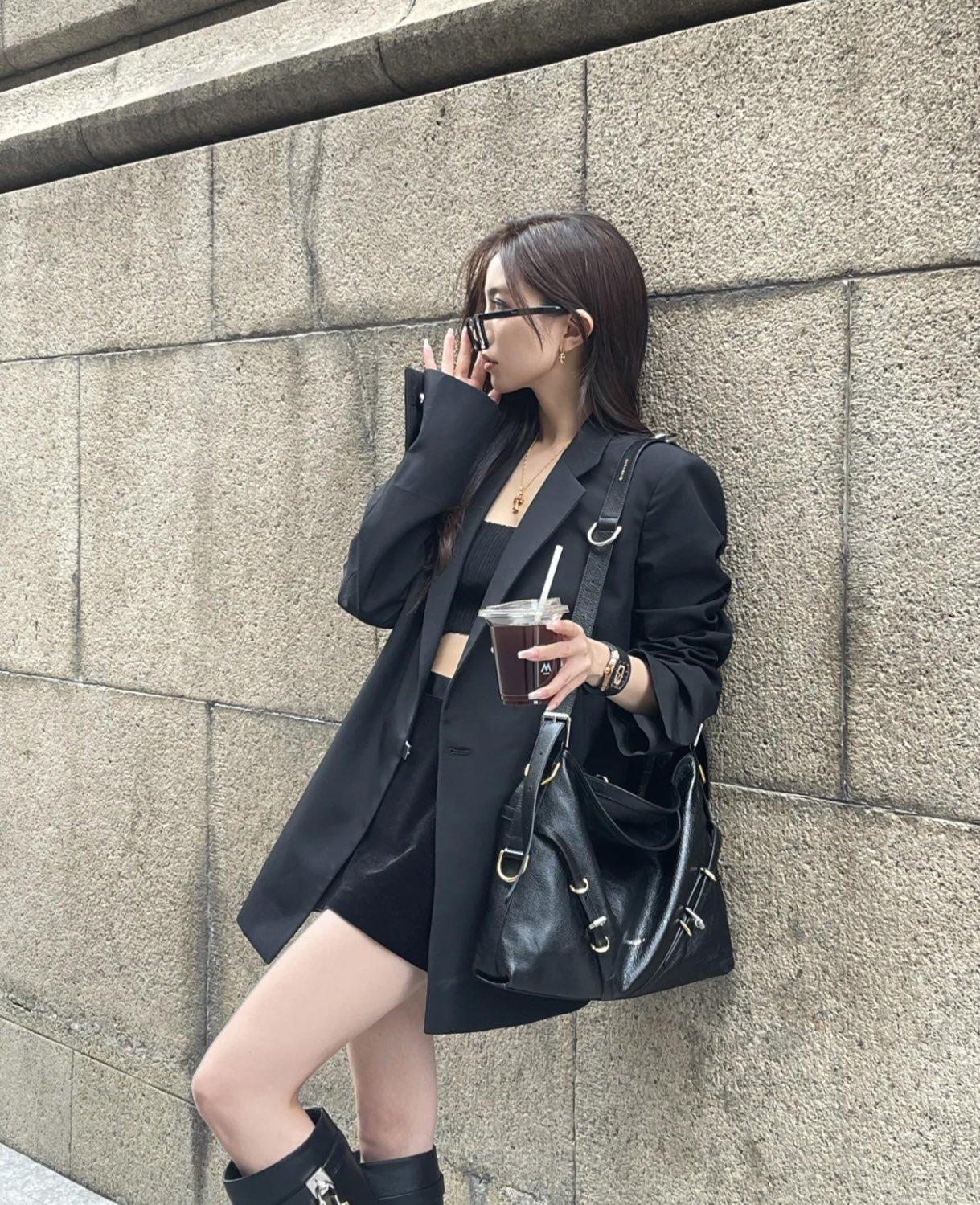 606a6b47805c315d1fc90d97050c7bc5.jpg