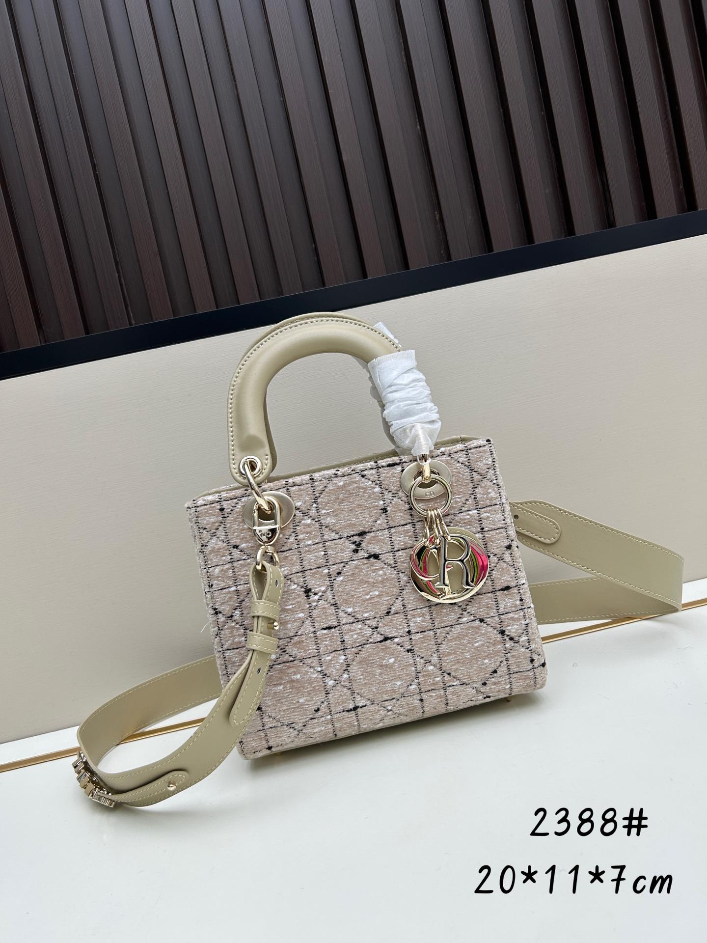 61191fda50603fe10d06e6be86934325.jpg