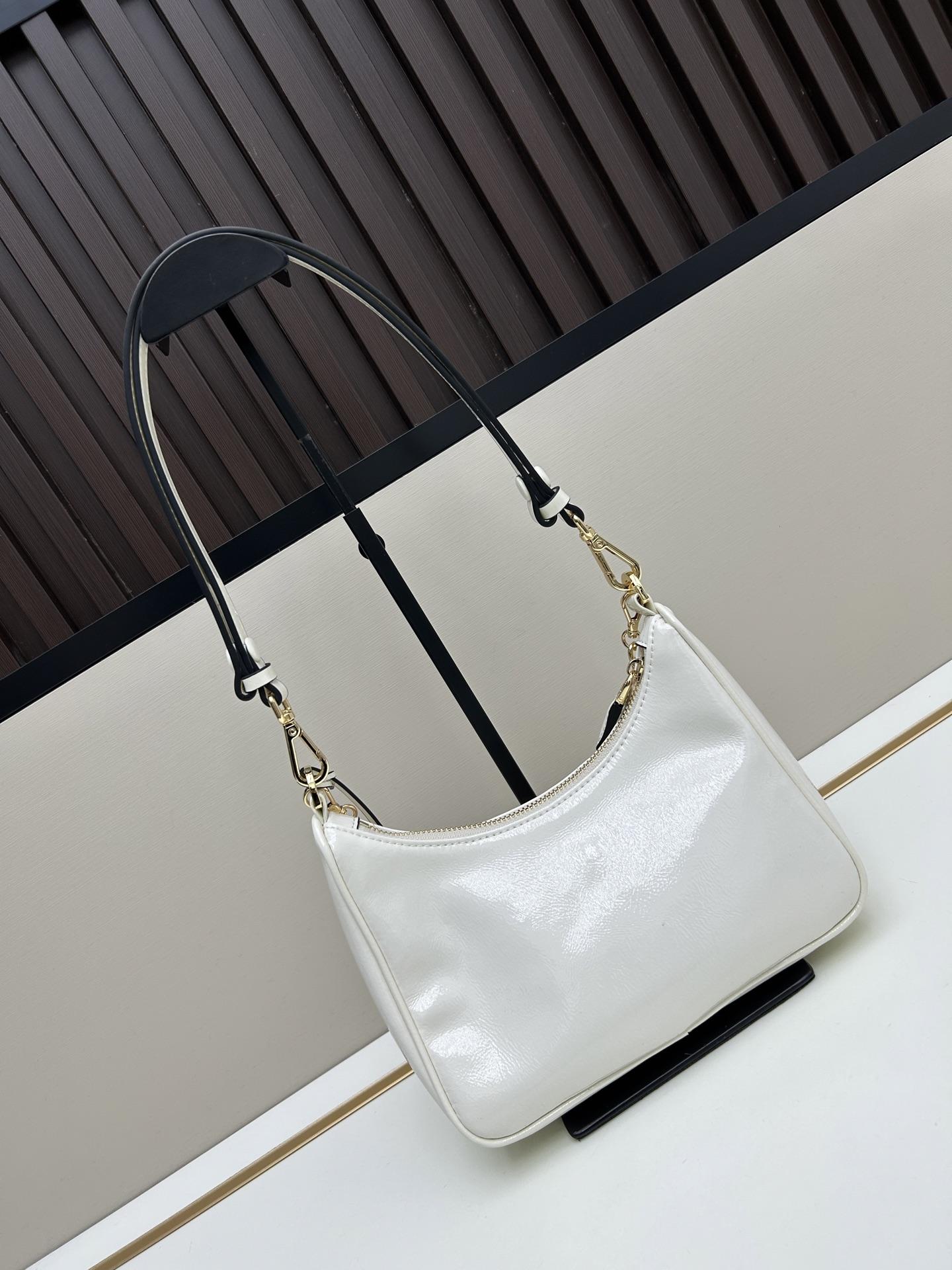 b826410204a71d31fff0118cf2034dd6.jpg