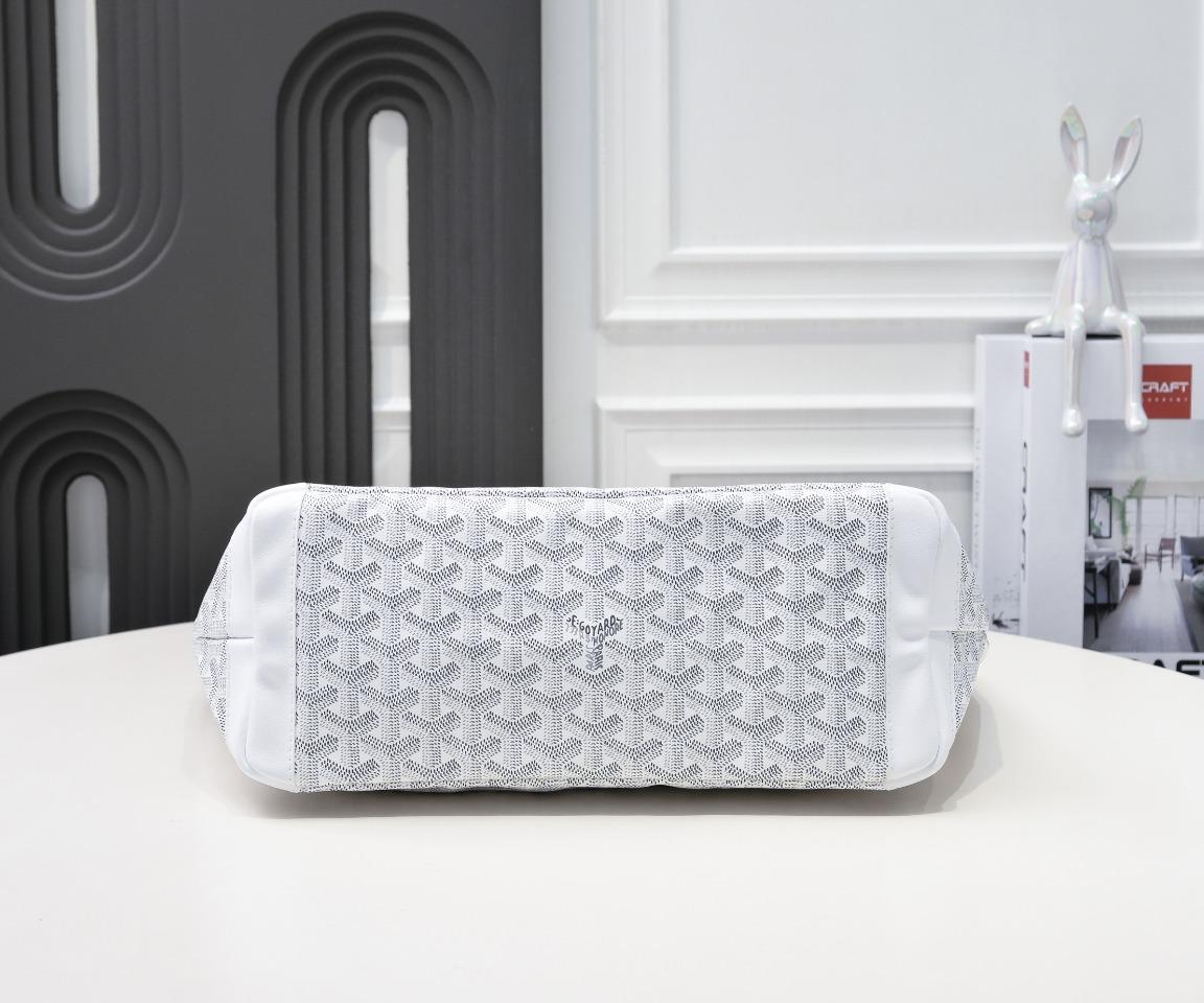d65acb1825ce98ed6e7b502774560d30.jpg