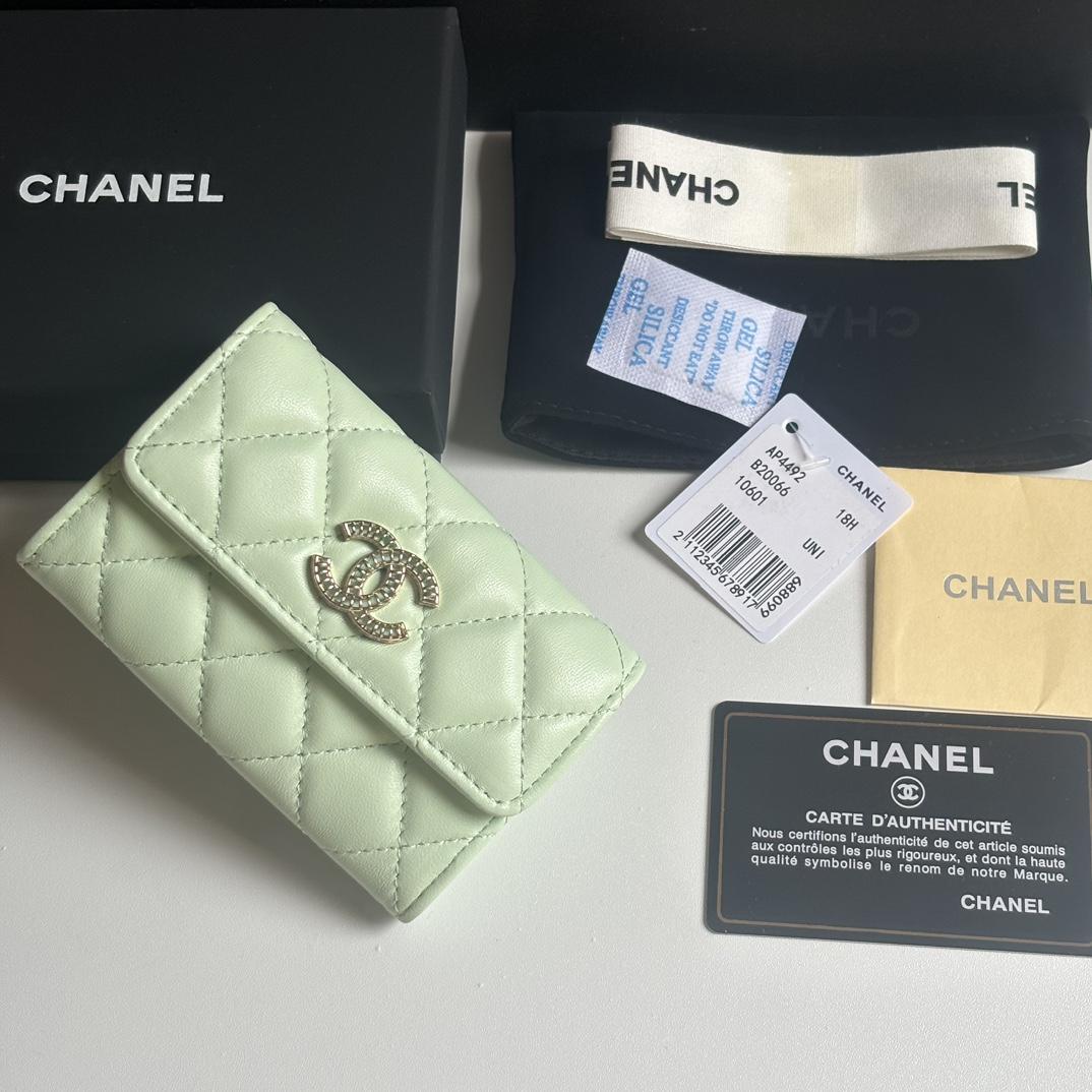 d7017edc06a77e4ec80ddd25ac5fa656.jpg