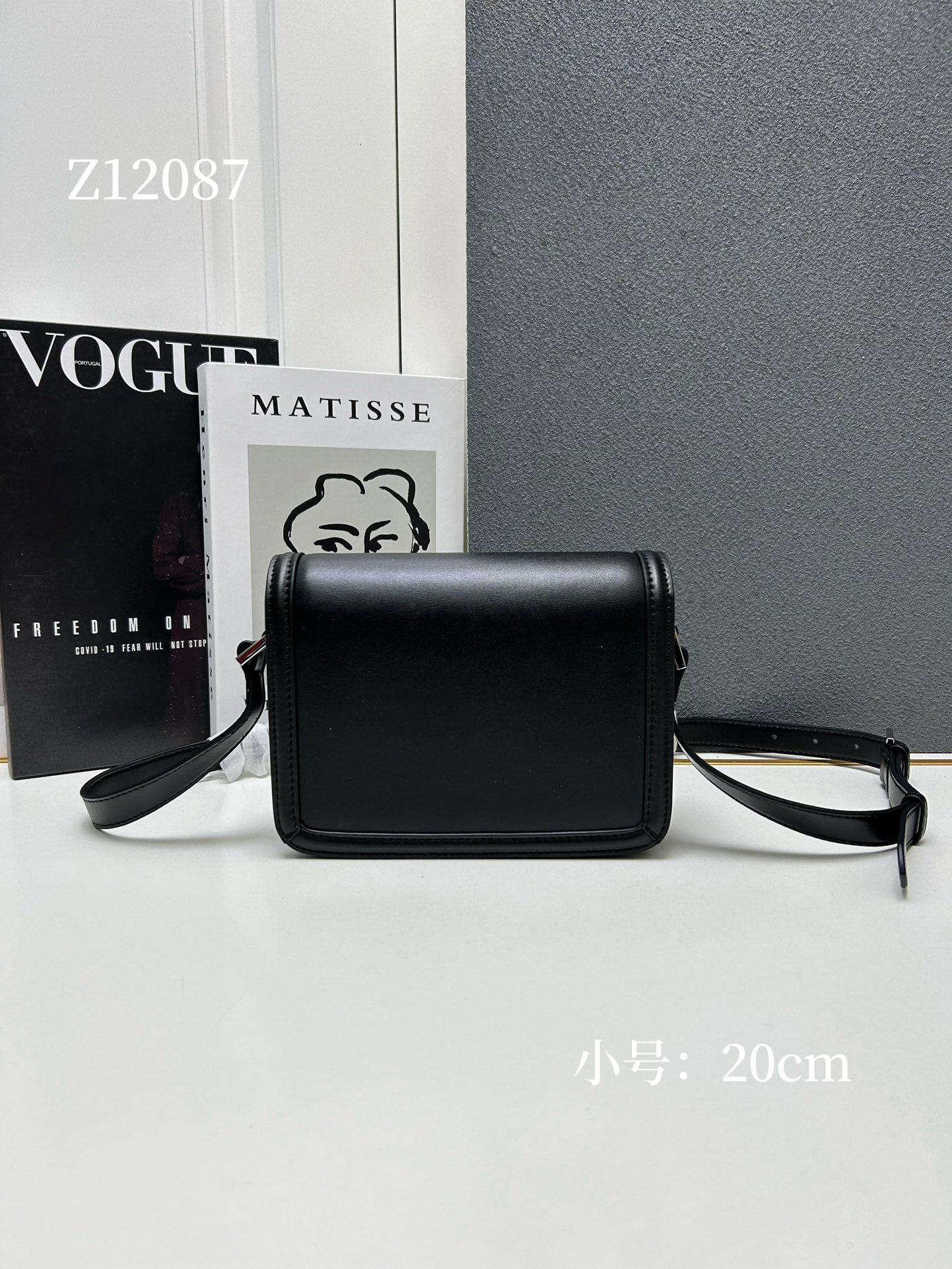 07f177d67a1920bb75b8f808a9e38e4a.jpg