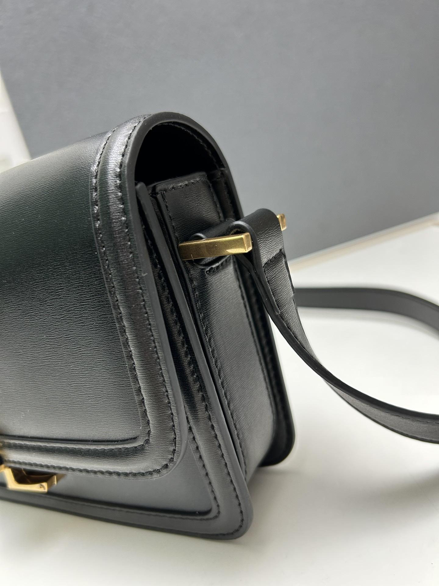 ab6027f97e50d11c10dd0bb5155b02d7.jpg