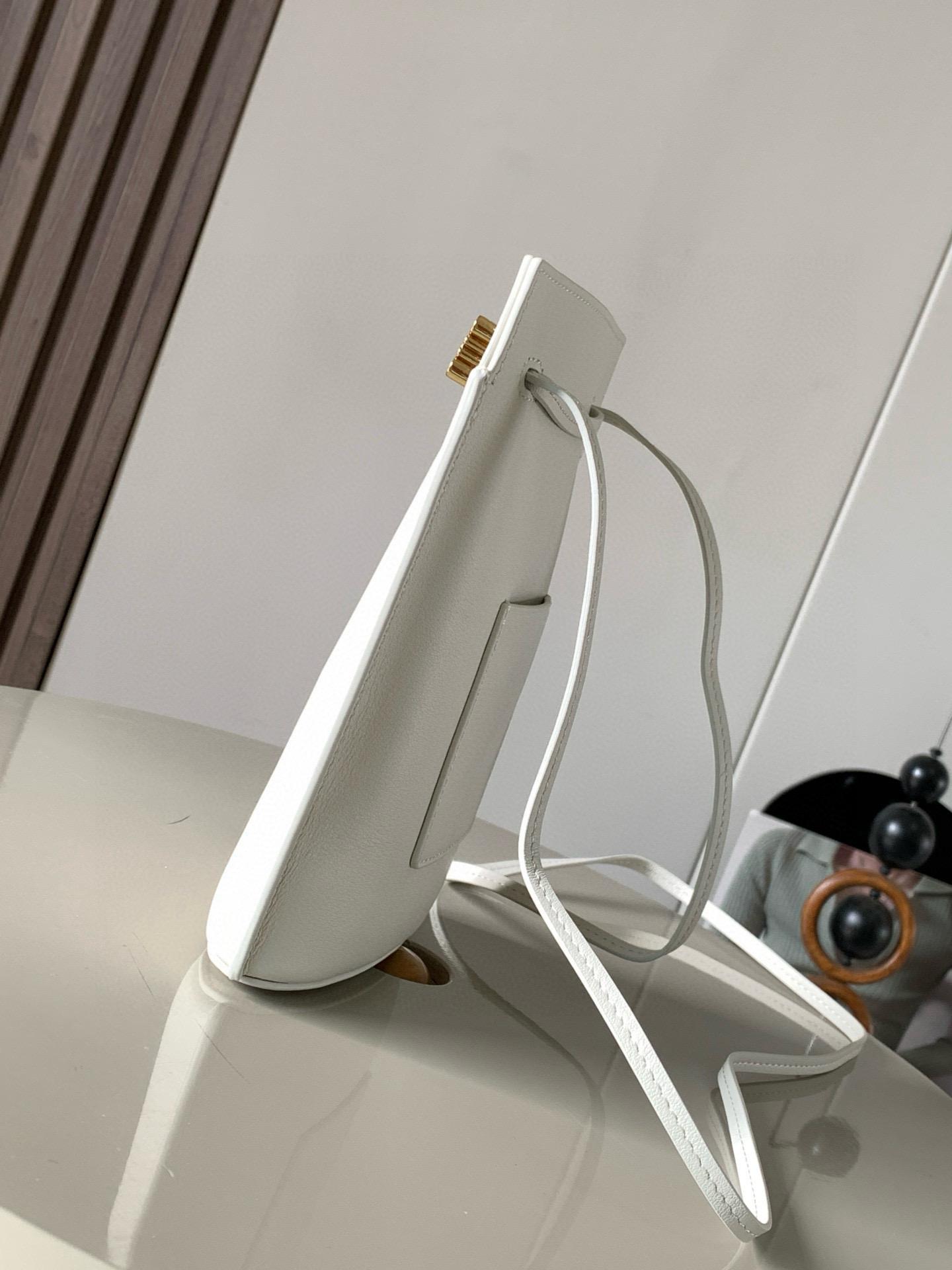 ba1bcbe404218dd14c129ce520451ab4.jpg
