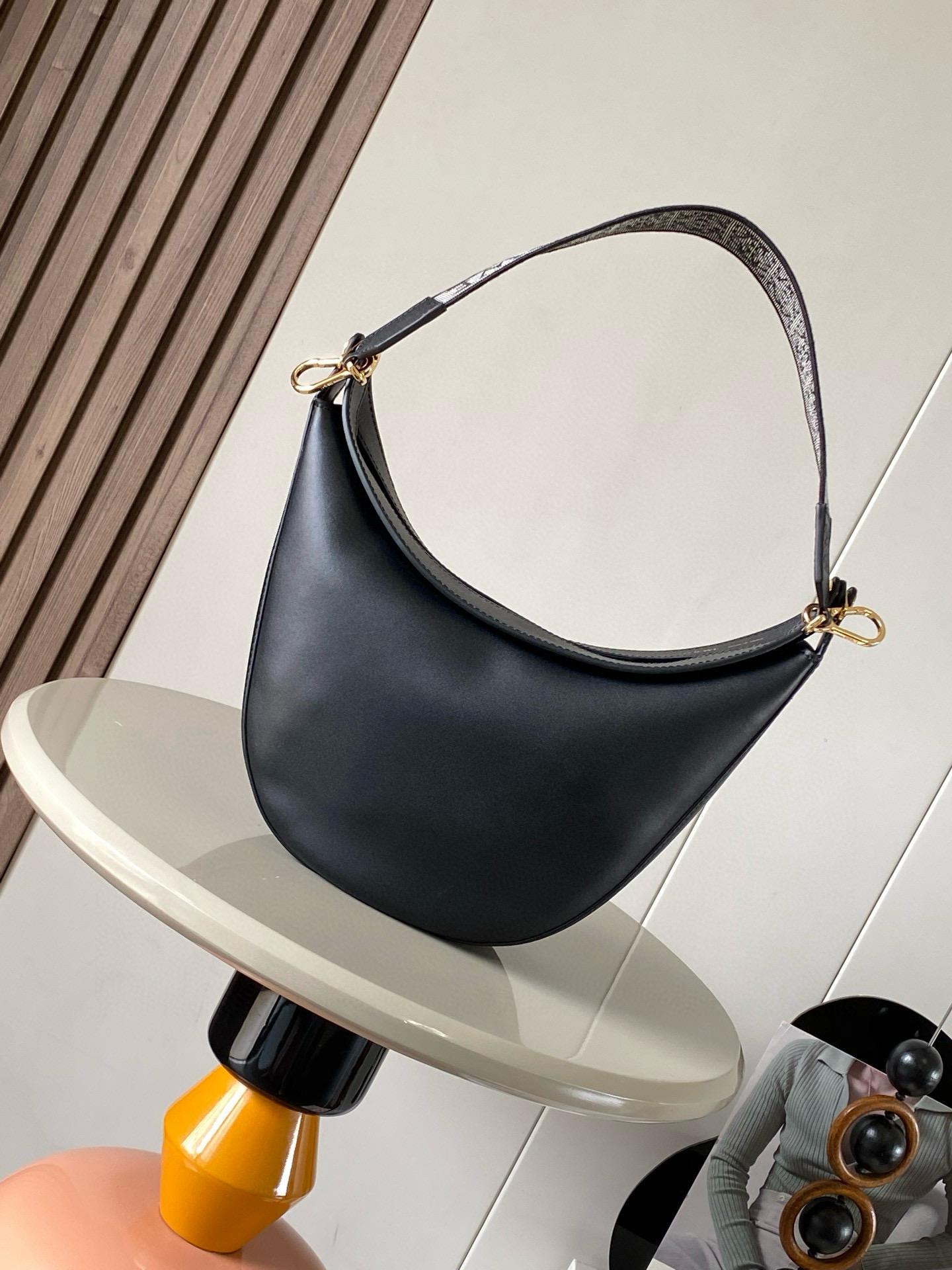 cbde1005f043ede316ab25db65984aa0.jpg