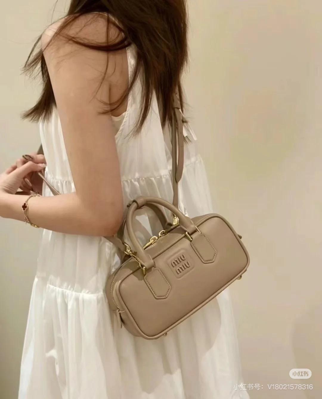5e83994439fbdae8f1efbd94ce0a6f61.jpg