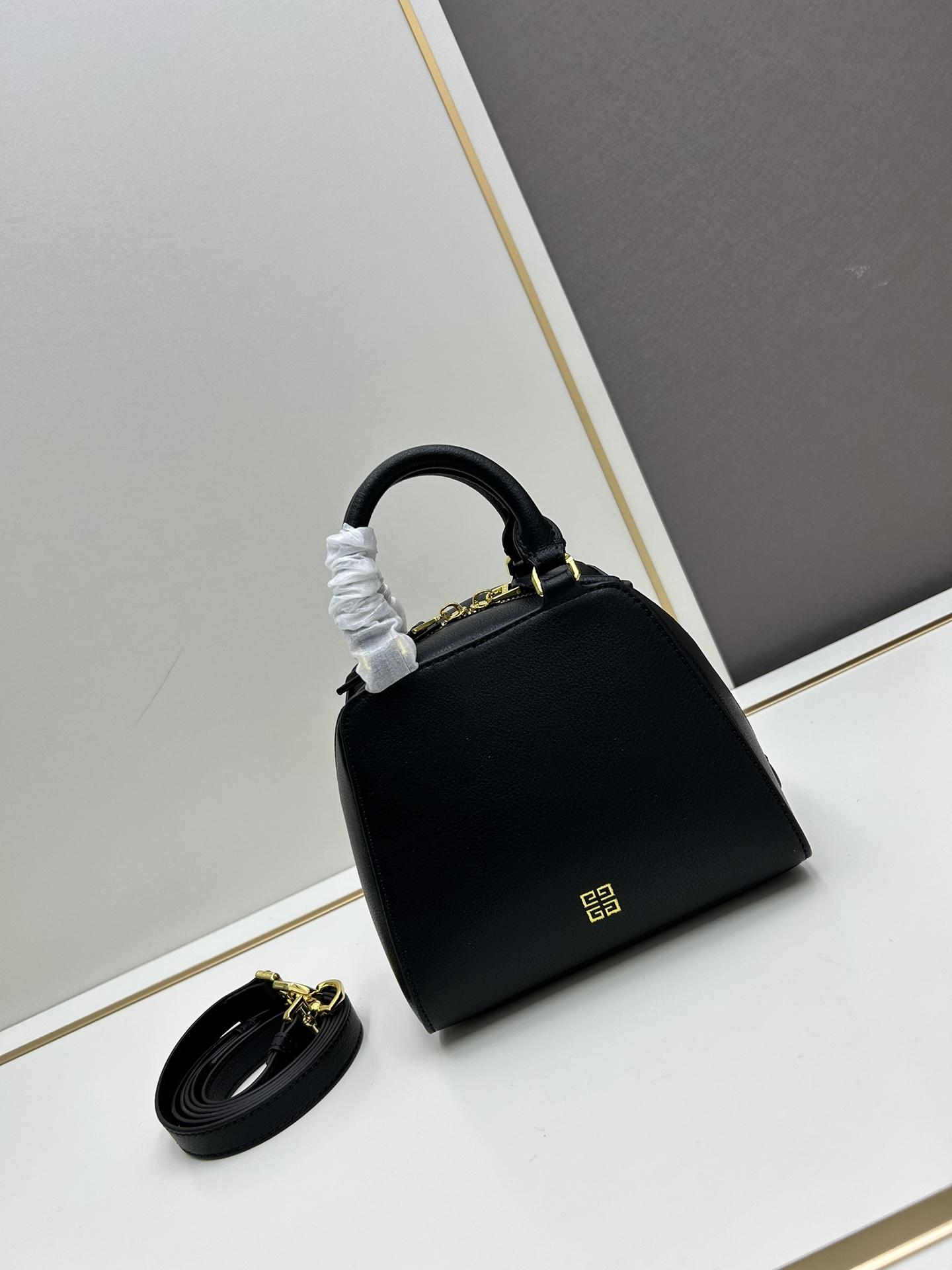 a6c2975cbf121f07ee292407df2a856b.jpg