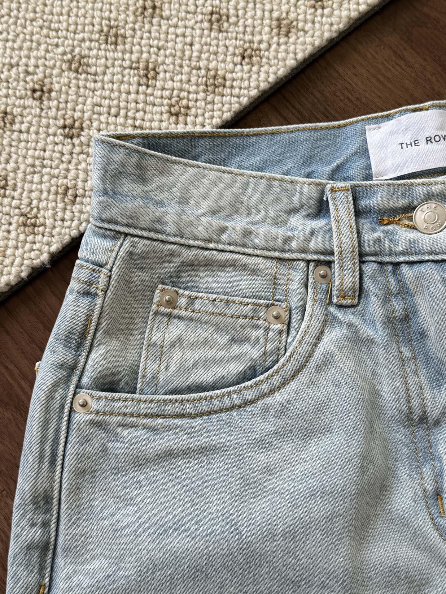 b301351e25e4a352916ec4aafc6757d2.jpg