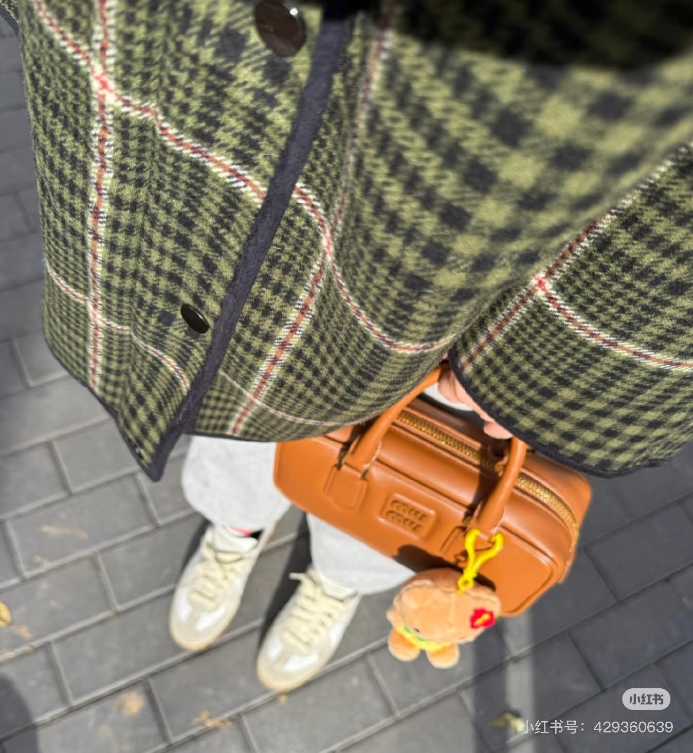 b343dd1397a975169966c340bbfdba18.jpg