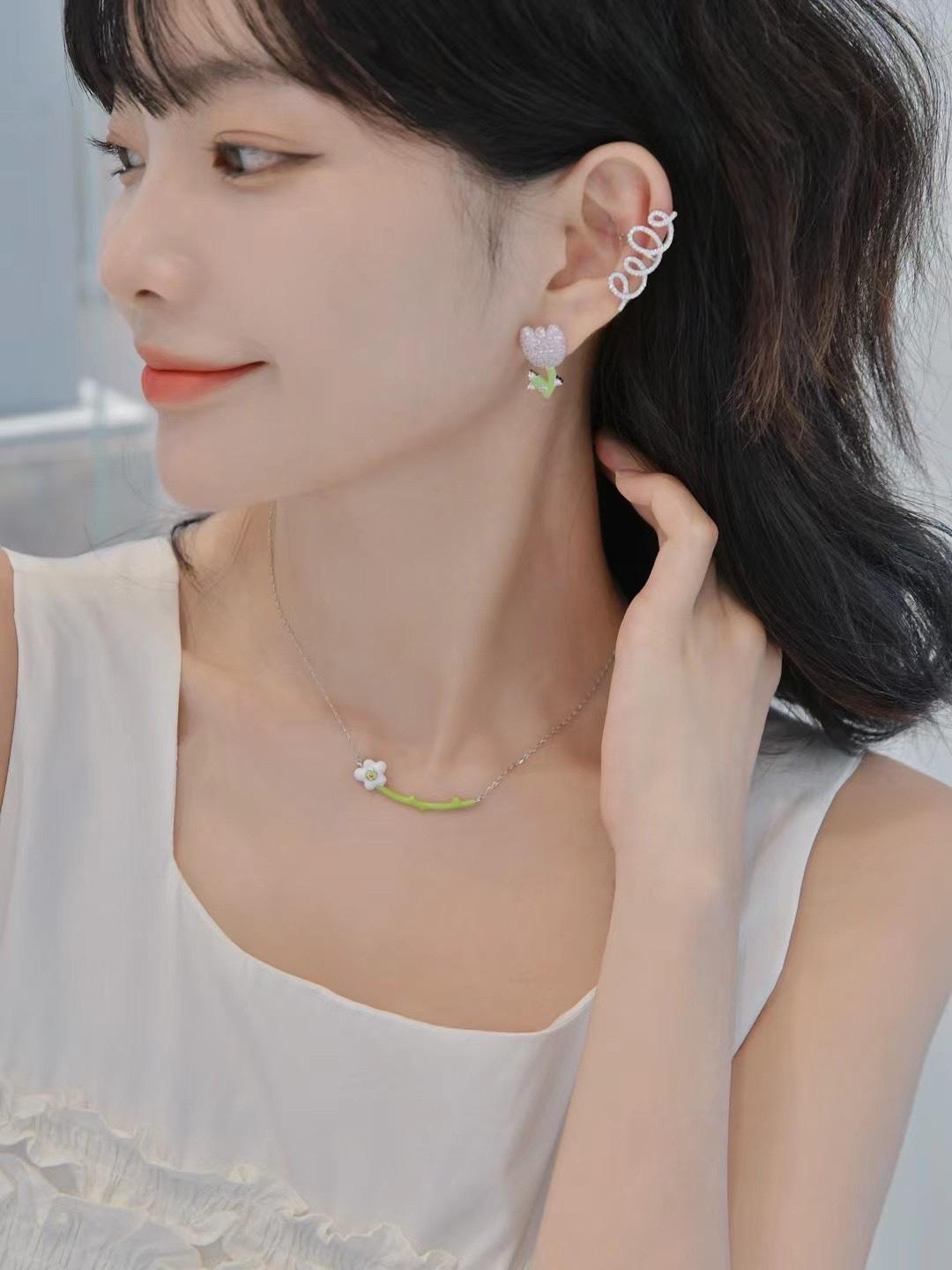 ec17e386db2a591fc520a18574ef551d.jpg
