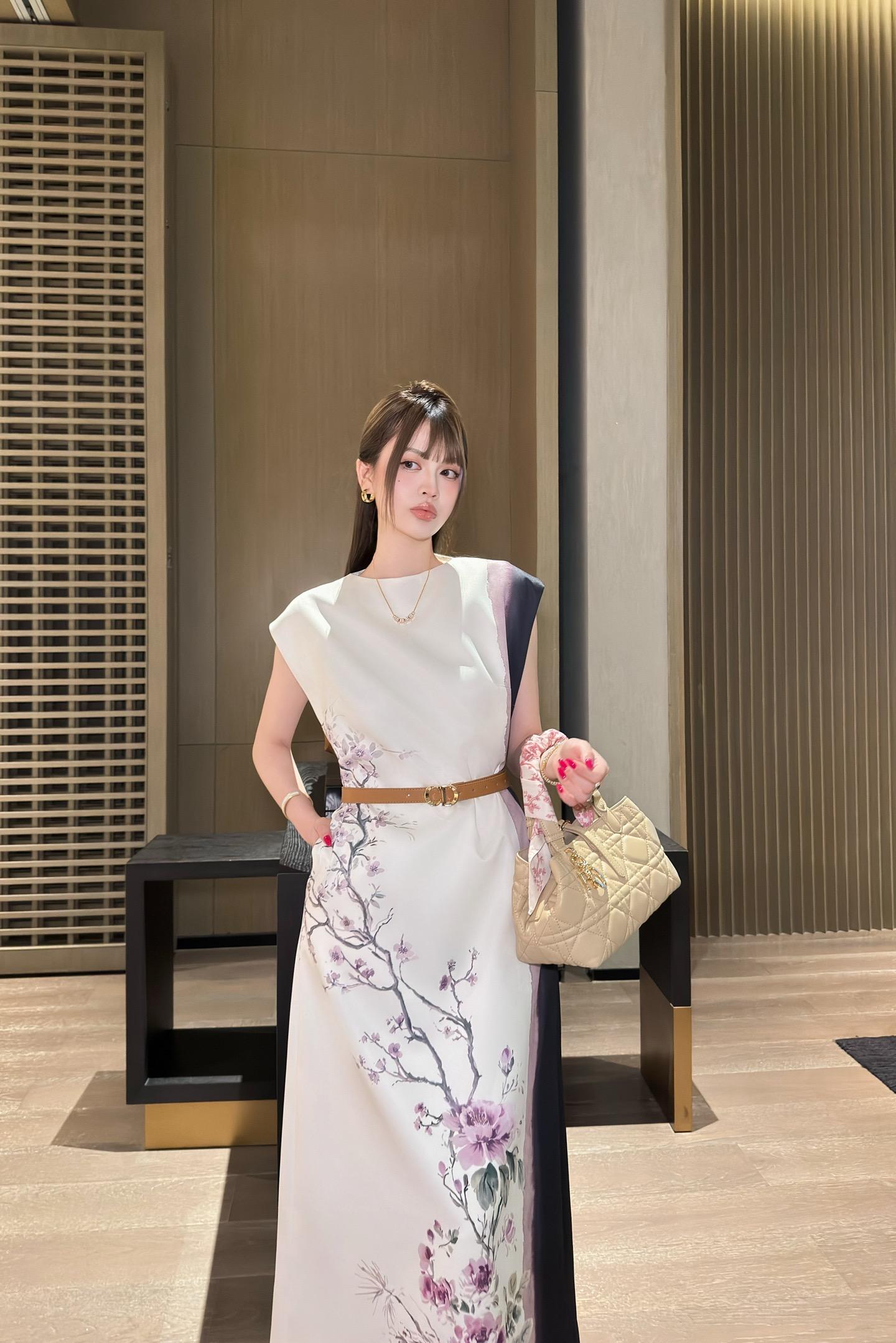 0d5173752c9681cb2772fc98a3923bae.jpg