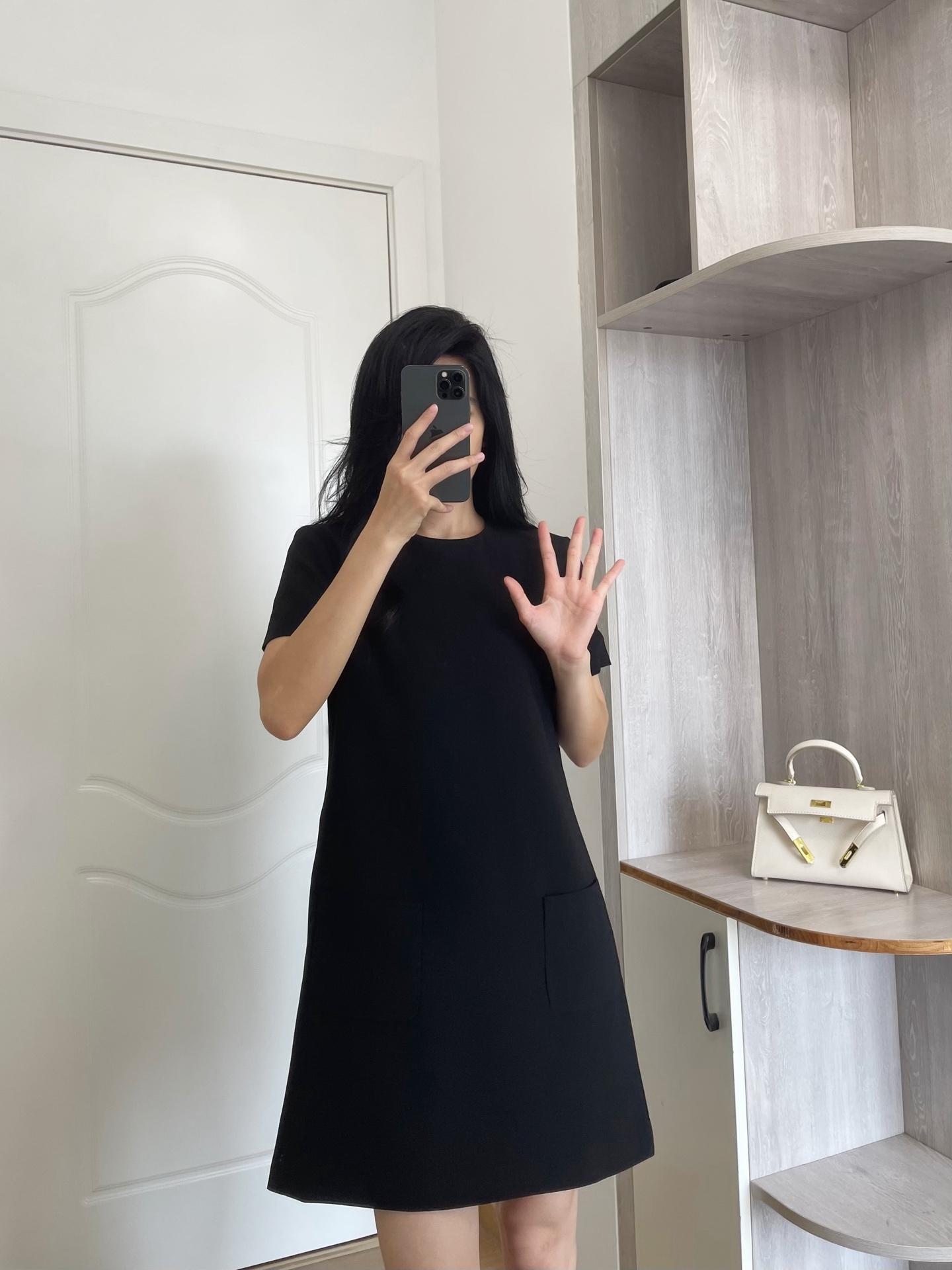 3707156cce84e7f7b7c18196d9a524b3.jpg