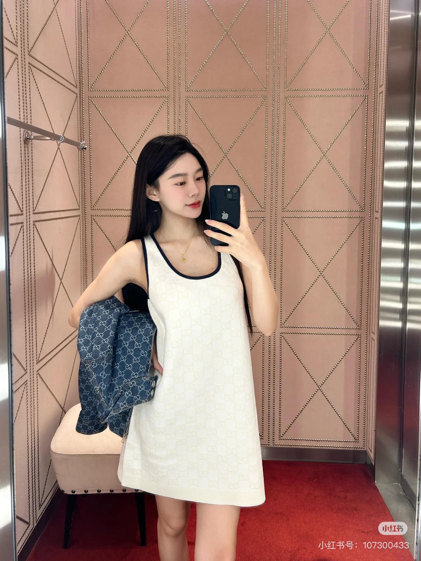 3d098b6425fc5742d0ffa8956f0e1b69.jpg