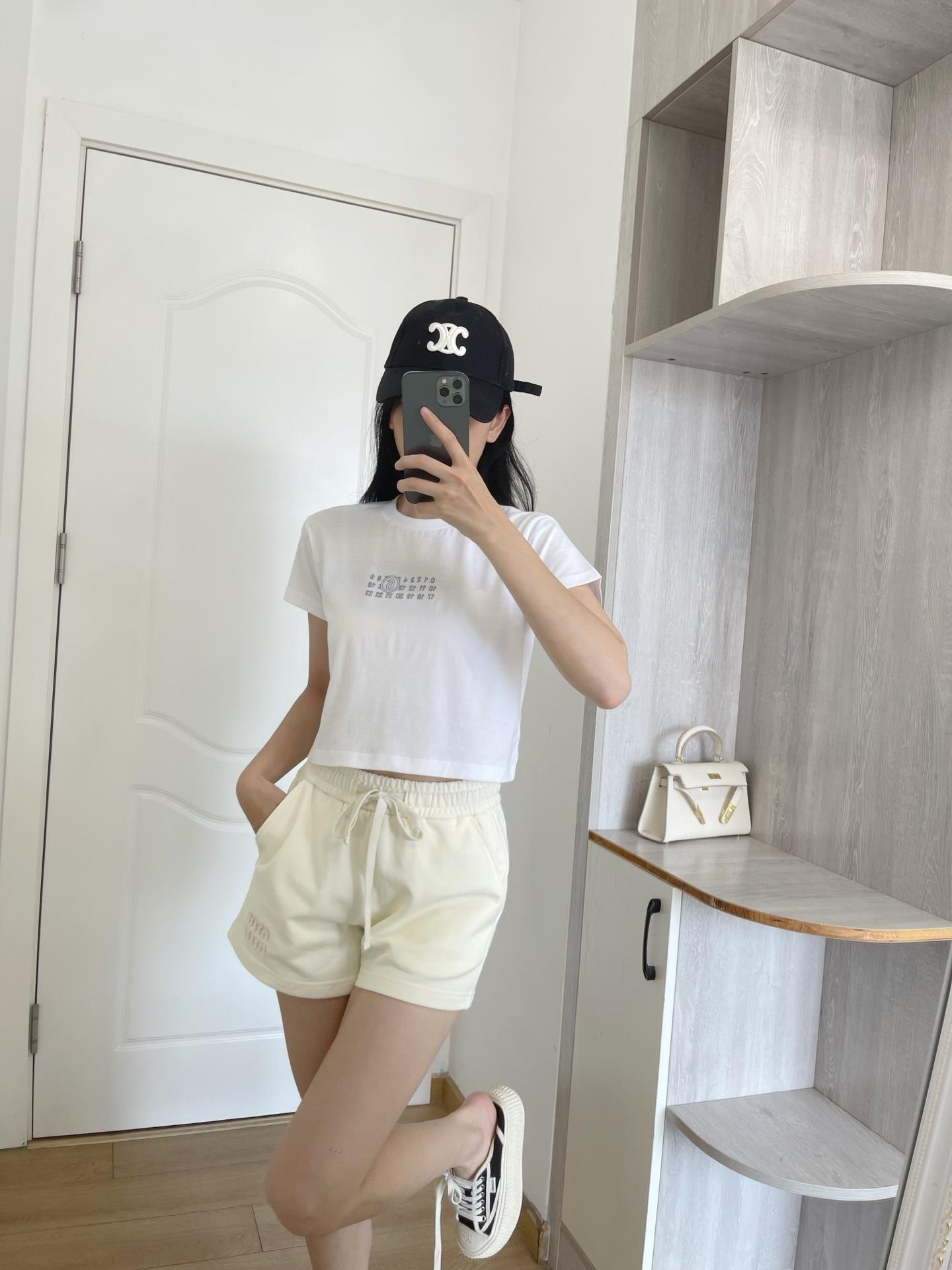 68b799cd5679cefec0ad308da03f01bf.jpg