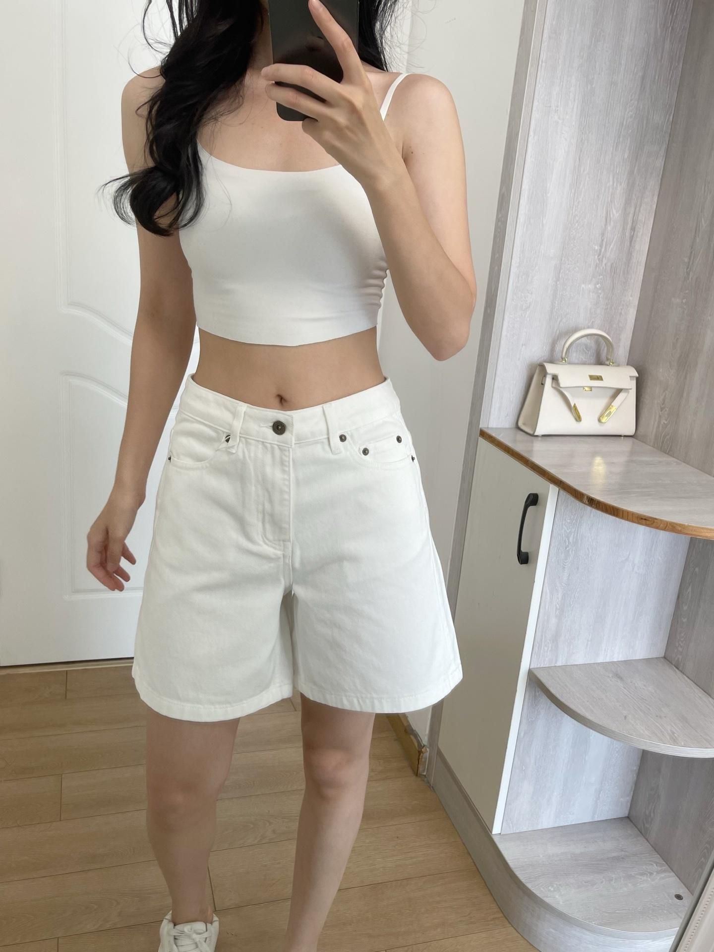 698d2f7340a88ab1b3fc9f7ac0517cf8.jpg
