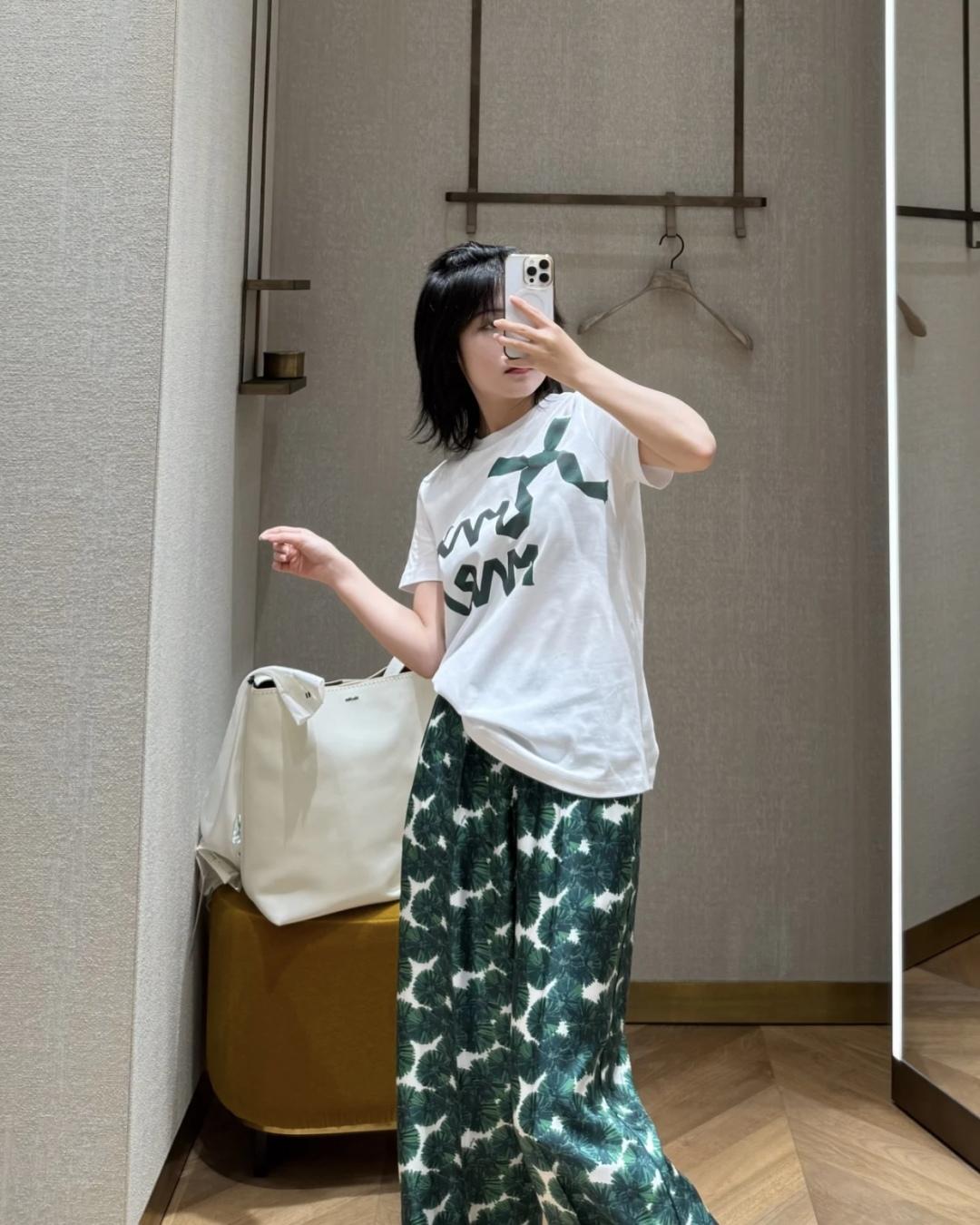 74d2385bbb61c007baec66004e9035b9.jpg