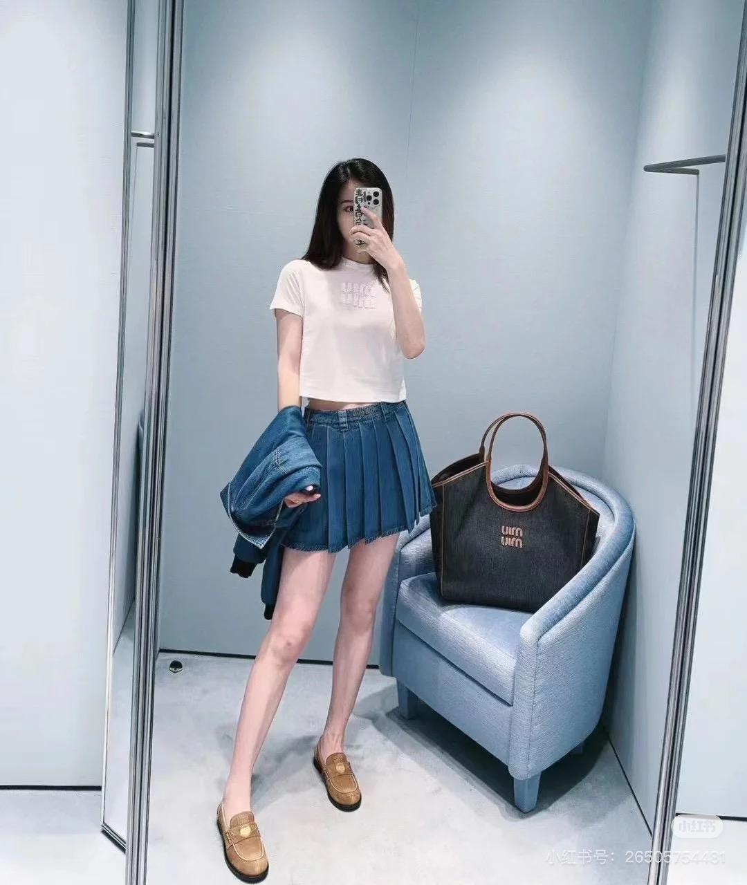 7bff352d7c33bbb9c903de9c30ae4e71.jpg