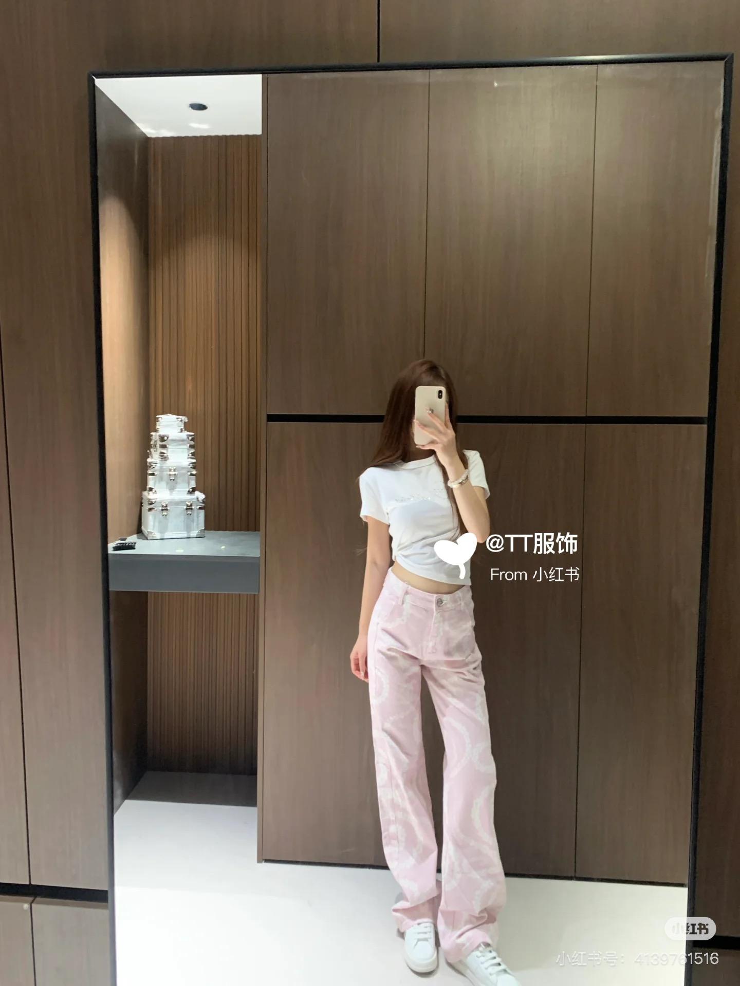 8287ac19b26885373a6a3c8940c7ef74.jpg