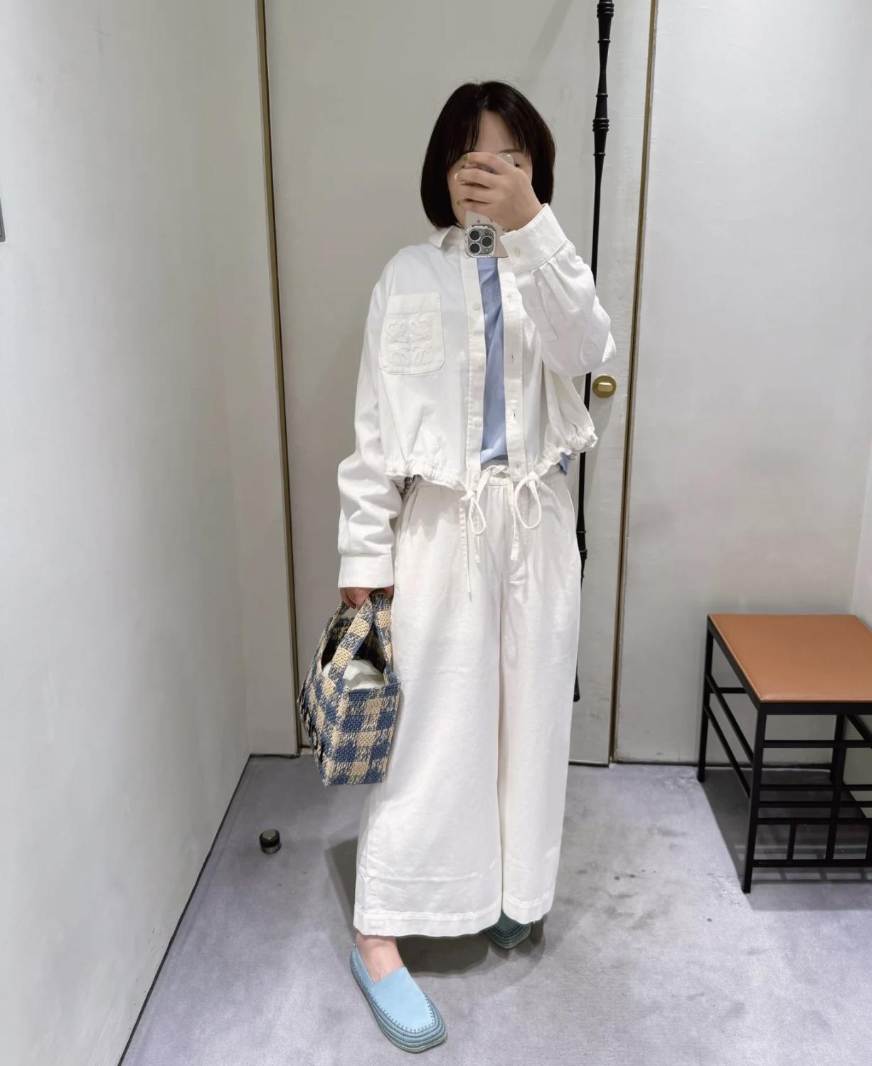 832edf9248a3e62a1c8bf076bd1781be.jpg