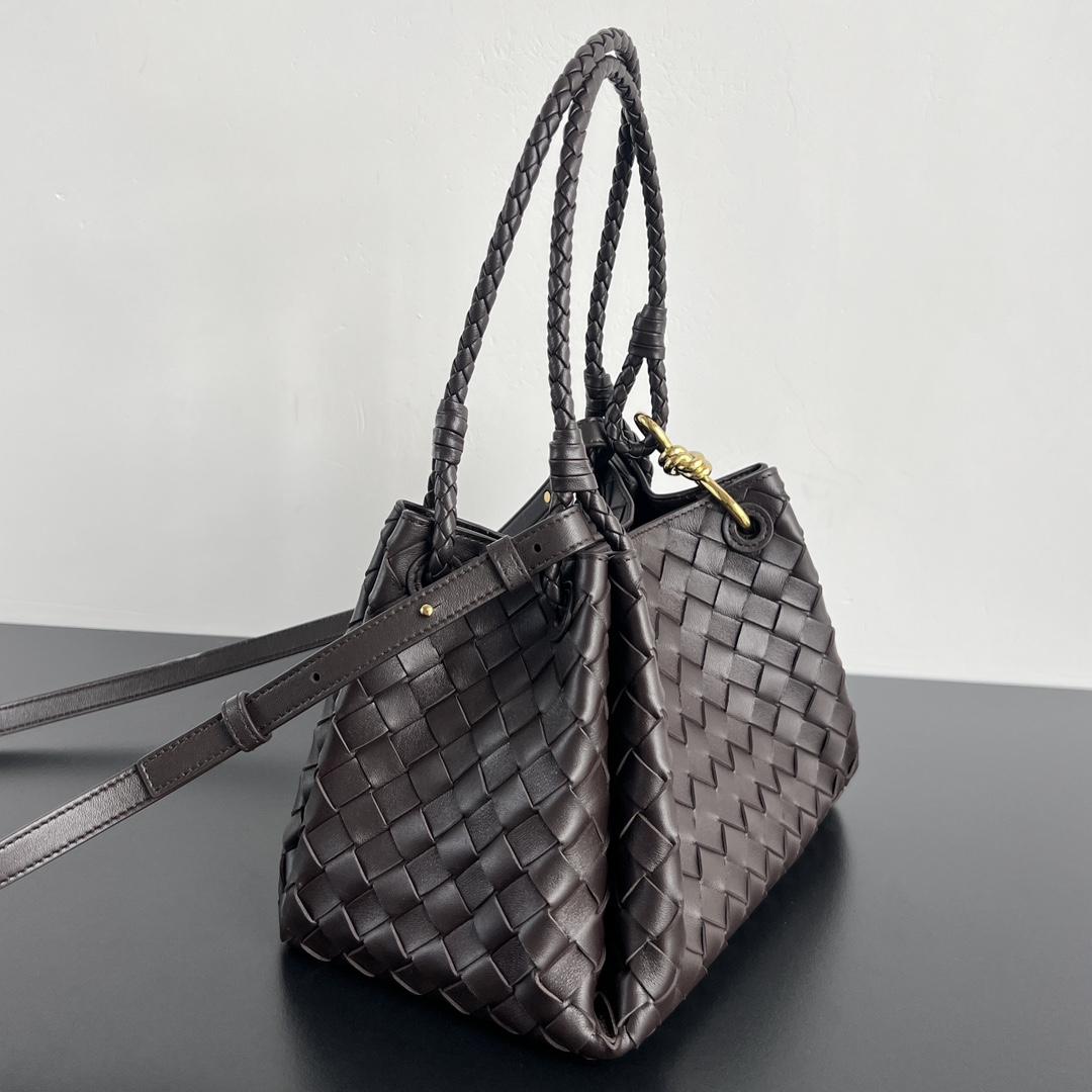 8bcbab15dce0c746fda619d17fad76f8.jpg