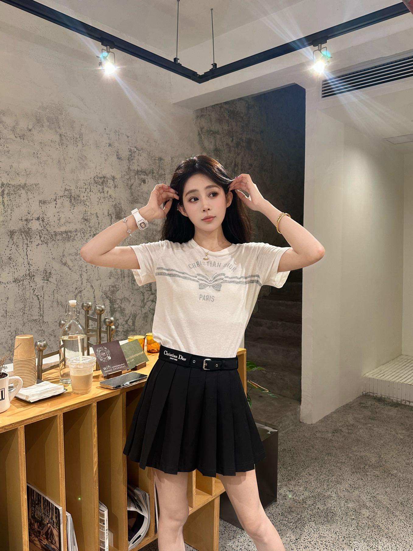 8eaecd67f5100dde3d40a7afb2aa95a1.jpg
