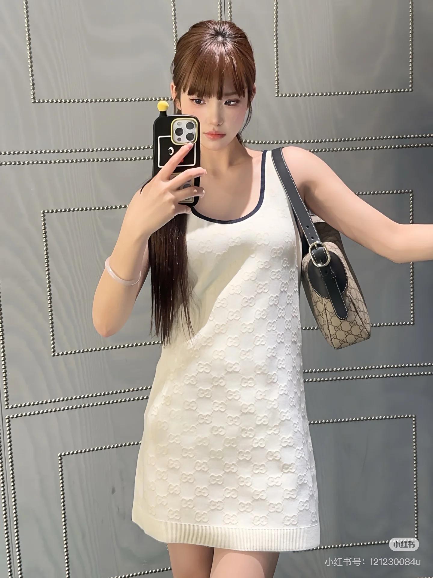 91468e9ae2b0d95133d4ba770f9645a4.jpg