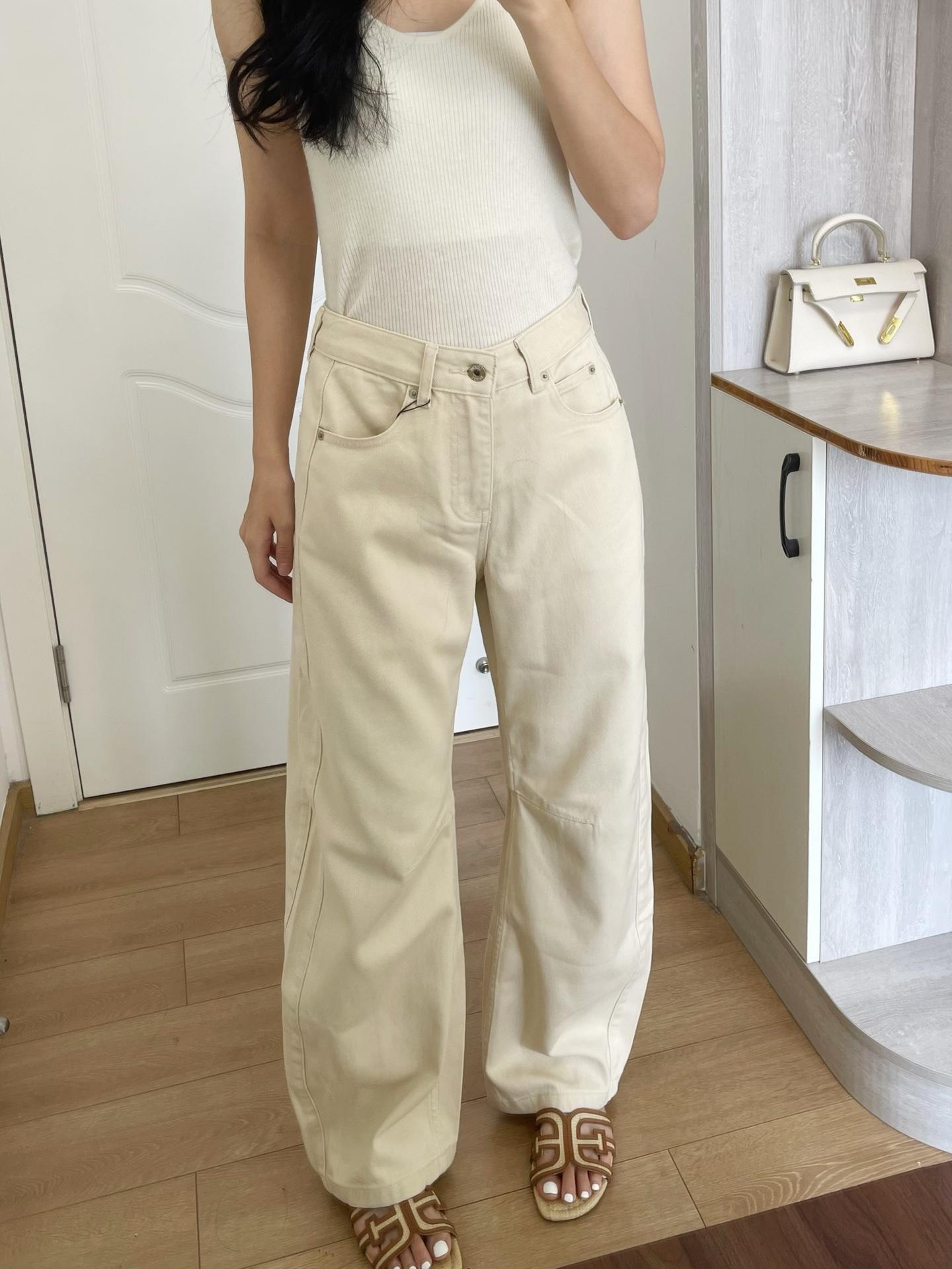 957a5ff94148b05a3a88c3d75fc5fcbb.jpg