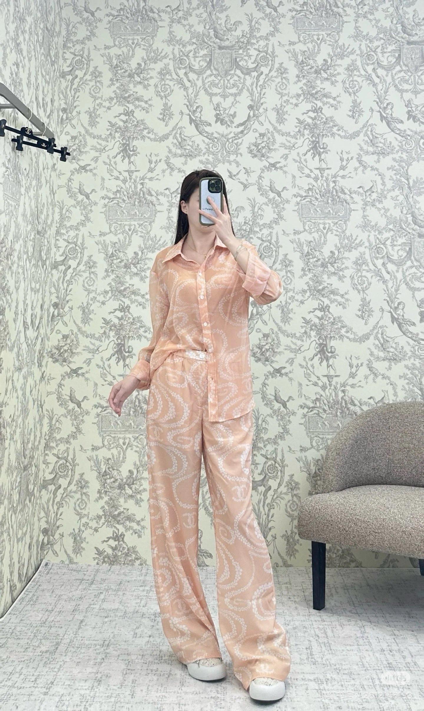 c4fa6264e7387845fda7e00b8ad67d64.jpg