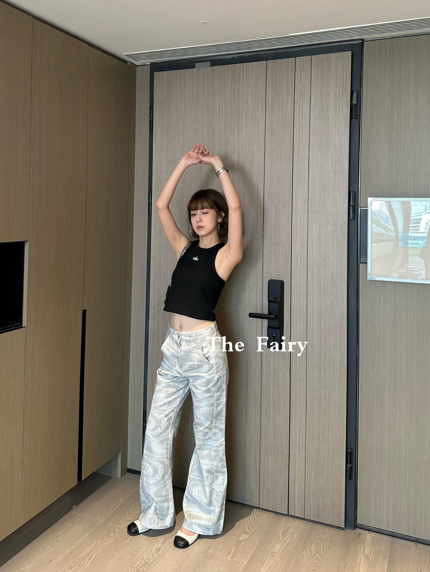 ce6ba4d3e40cd60f1e5a6104c9a509ff.jpg
