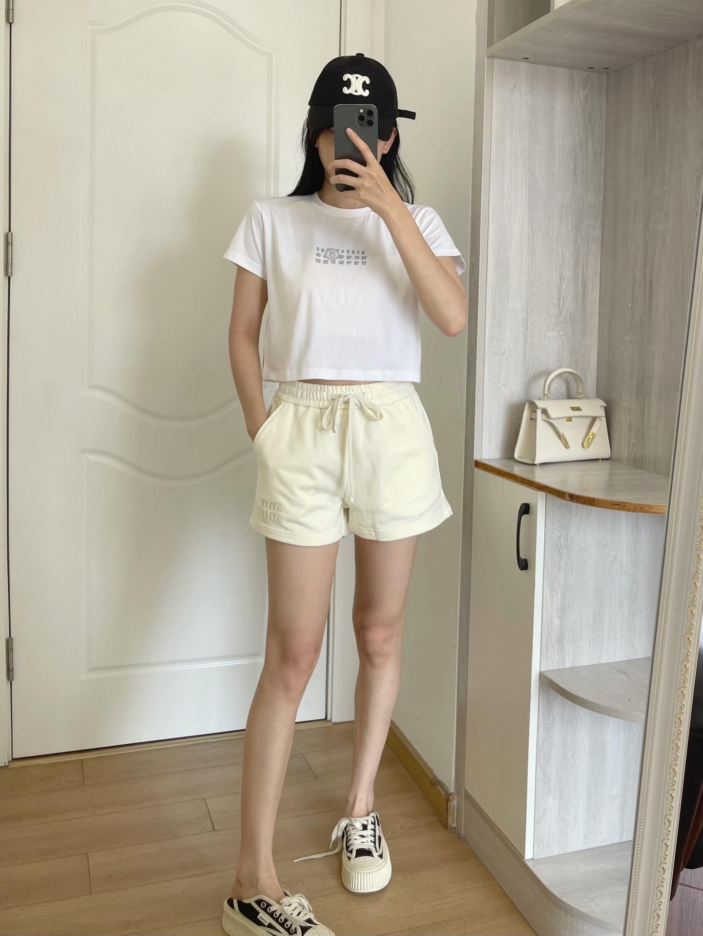 e66f63eee3754590123fc3c5529bf9b1.jpg