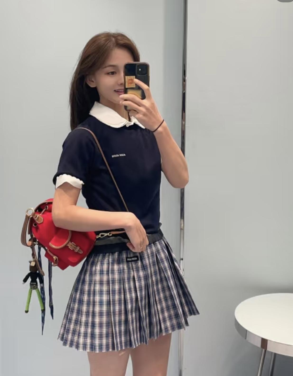 e9f8324889f8cb4d3407b8fbe2a91da5.jpg