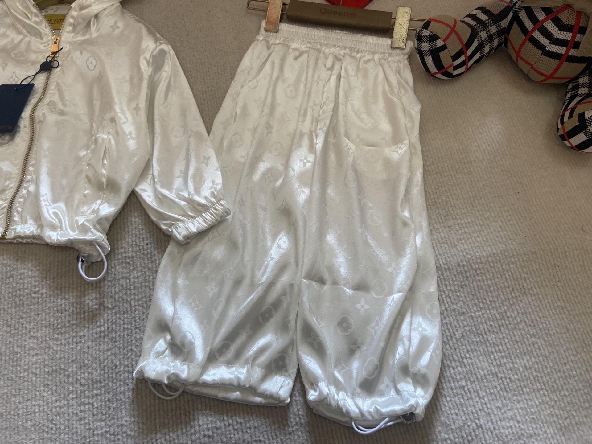 a4c378407d6cab4ac4806f0a5a0e6297.jpg