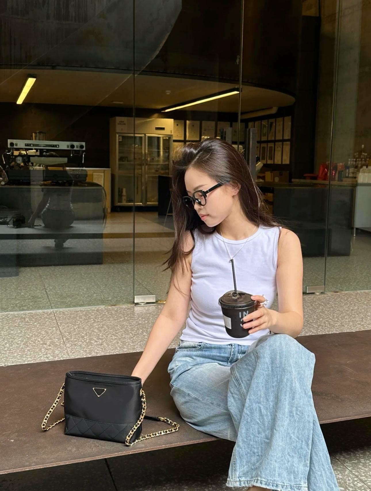 bb261bb95c2720dfc45b2acf7e731178.jpg