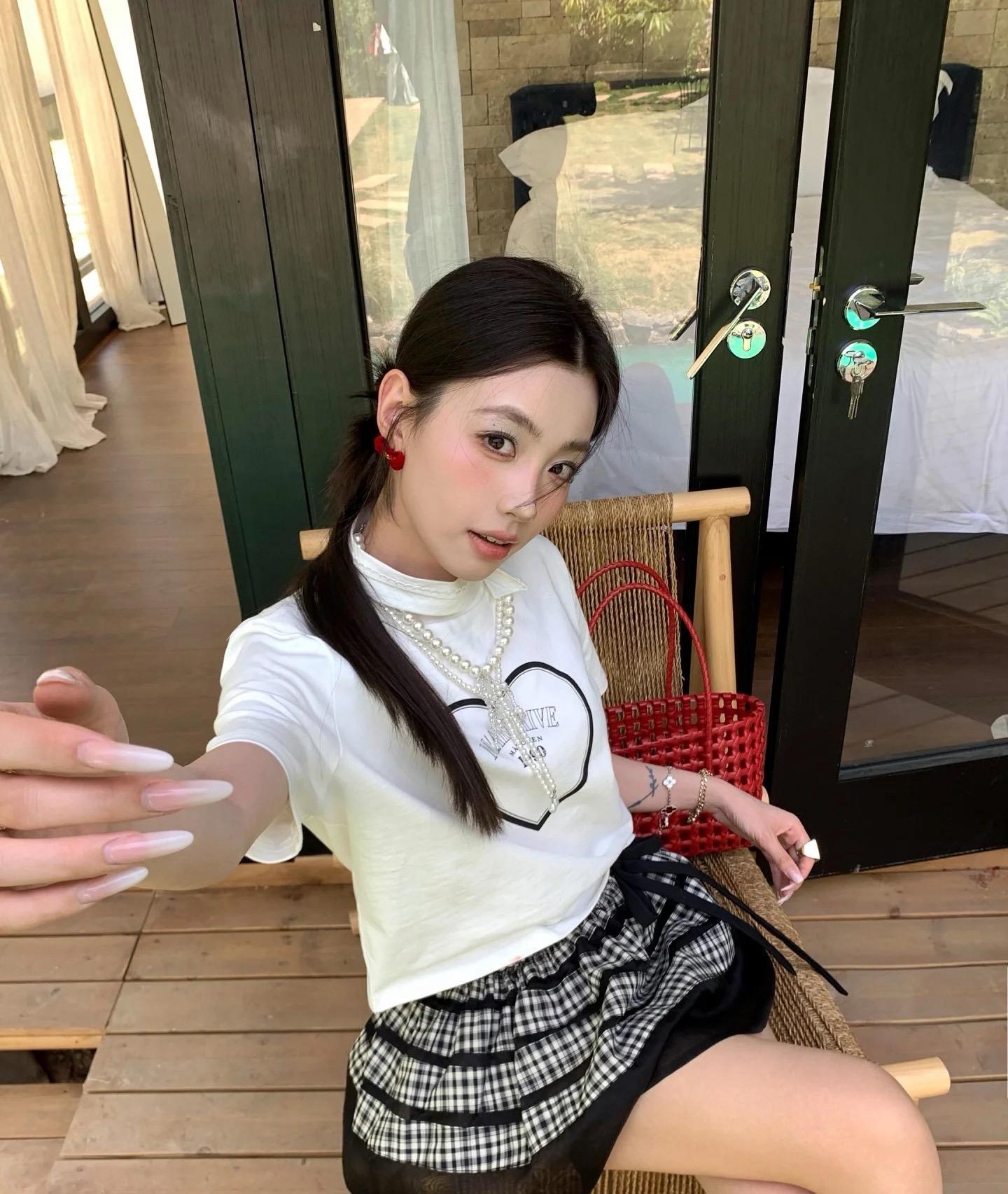 3ab733c9090152fa9e8654e7bcad18b7.jpg