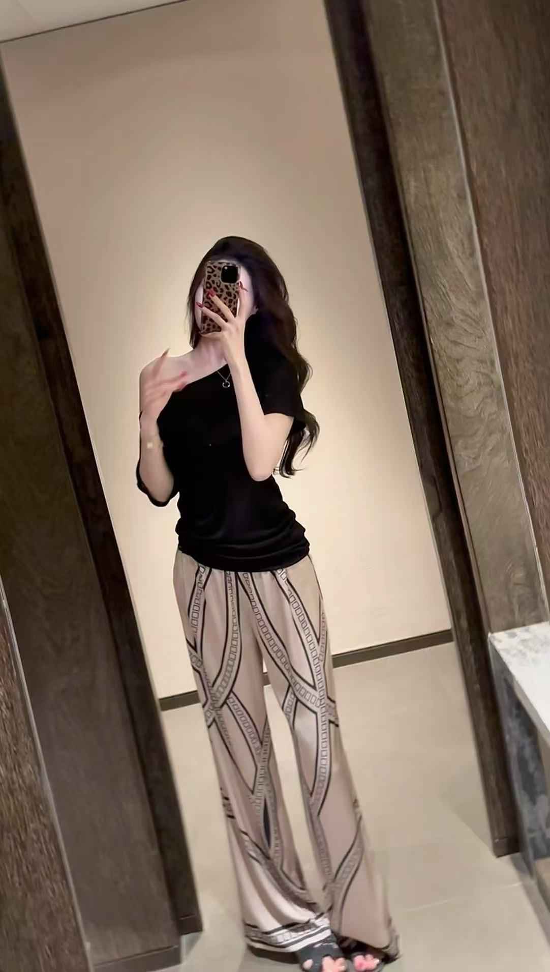 57d382b91323ea79b6319e5fc3654c43.jpg