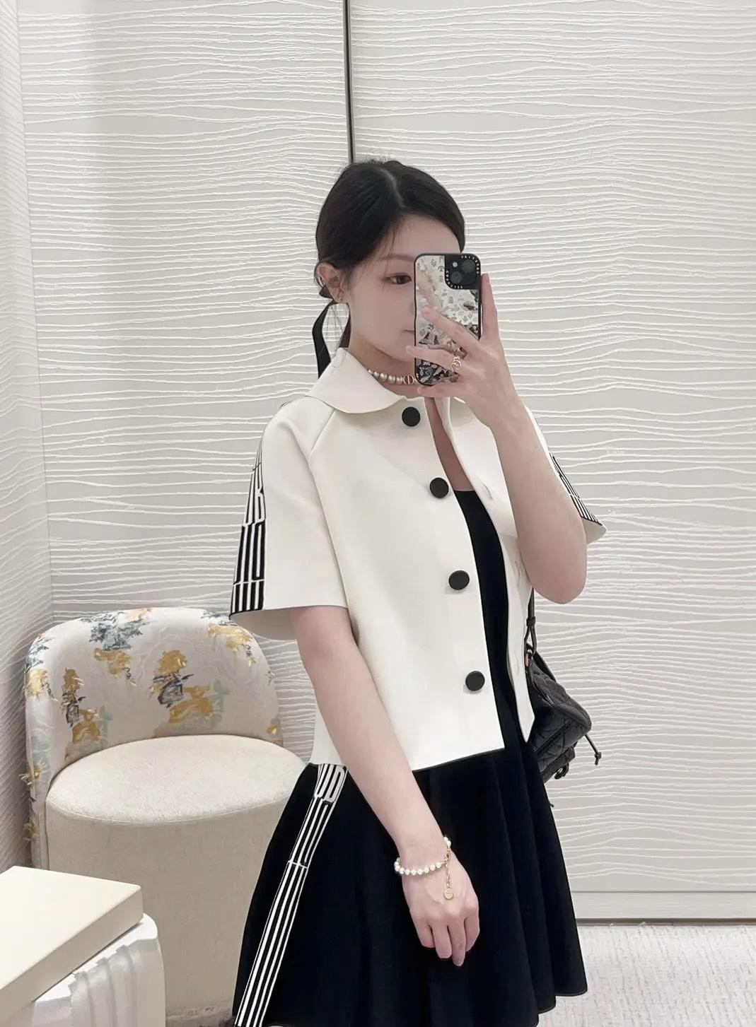 78f60a30bf8da0712a157856c7a2c89a.jpg