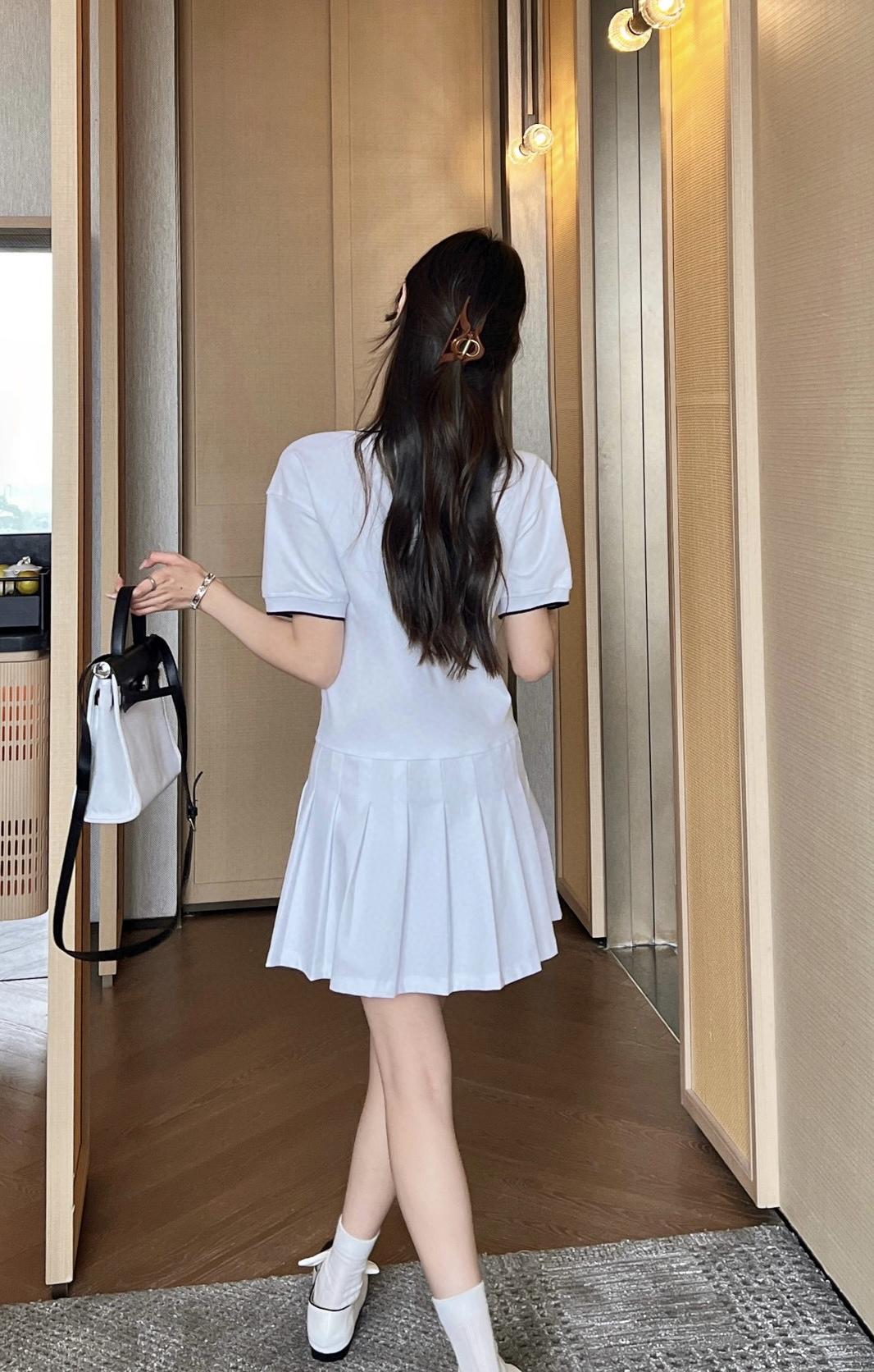 801f12ab203ba76e41ca69ad57d235fb.jpg
