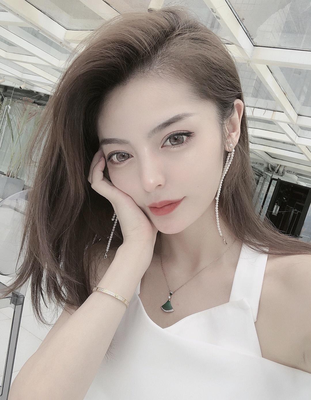 8321cc72e4fb2a7f97e964a9d7cb4d6b.jpg