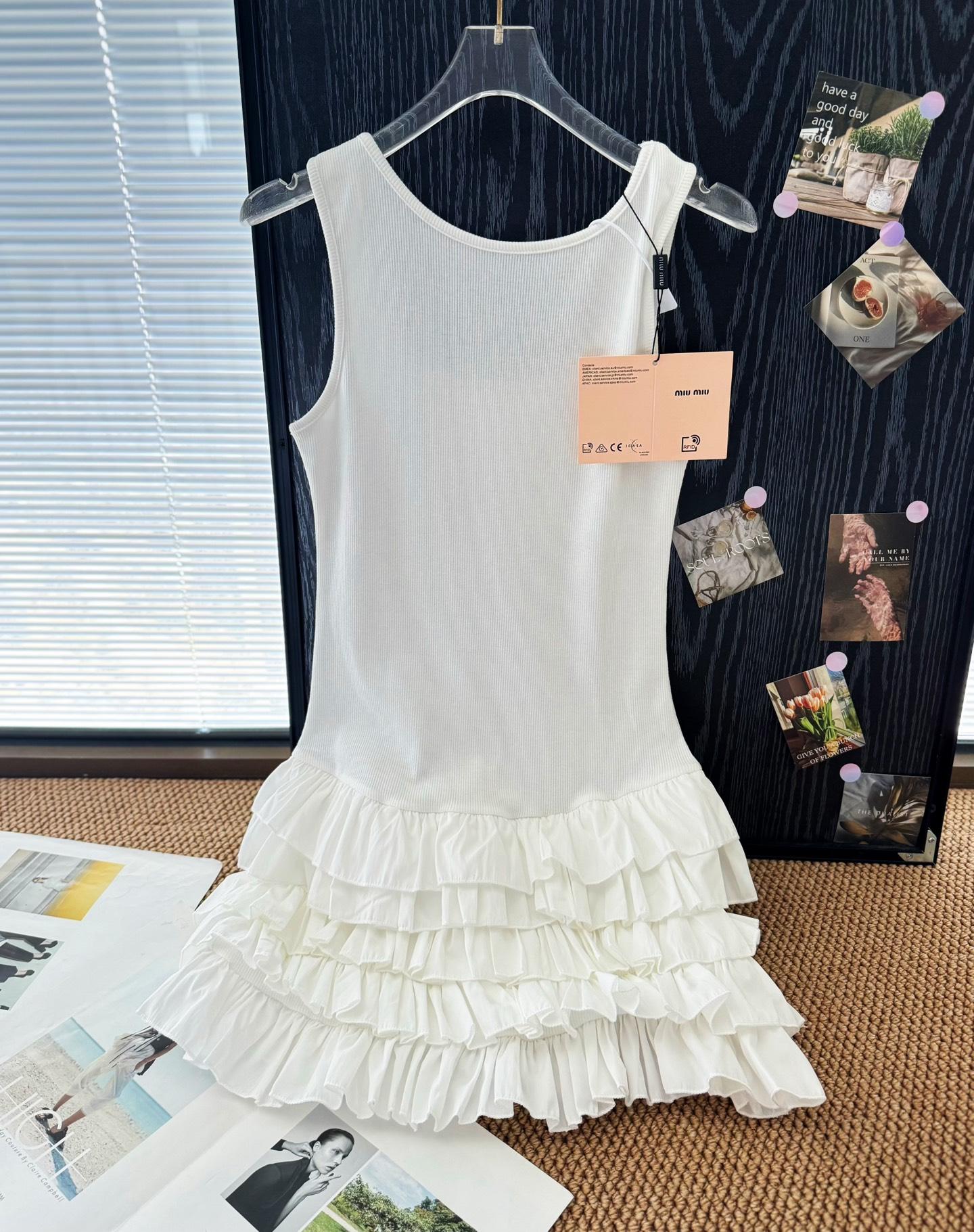 fe5863db957eb3cdb1a61128d3e07ff2.jpg