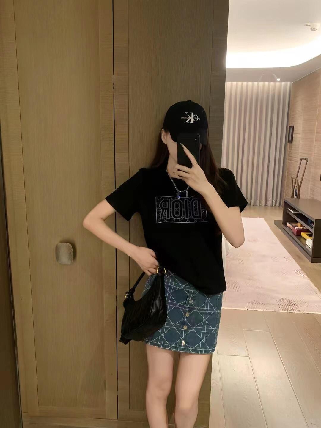 01dab1fc88a7a2b55e0712a49009eea1.jpg
