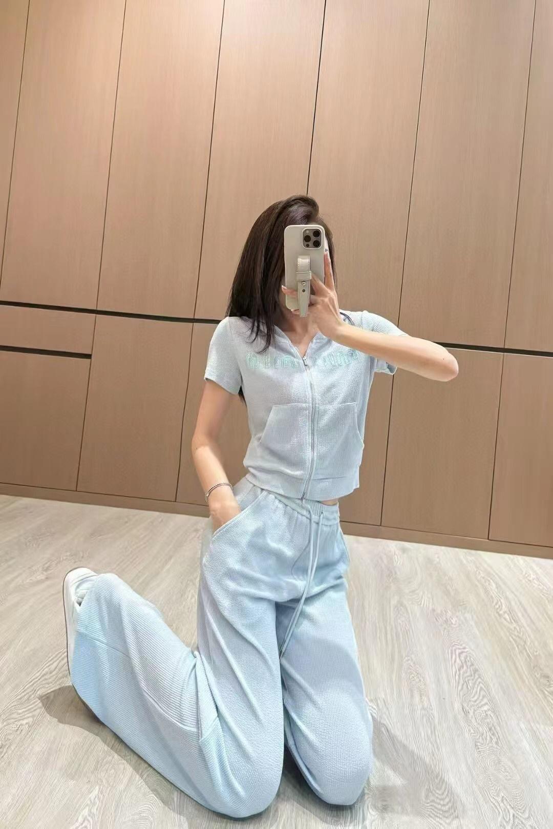 3b88f5c08bdeeddb262c51a1e0764a83.jpg