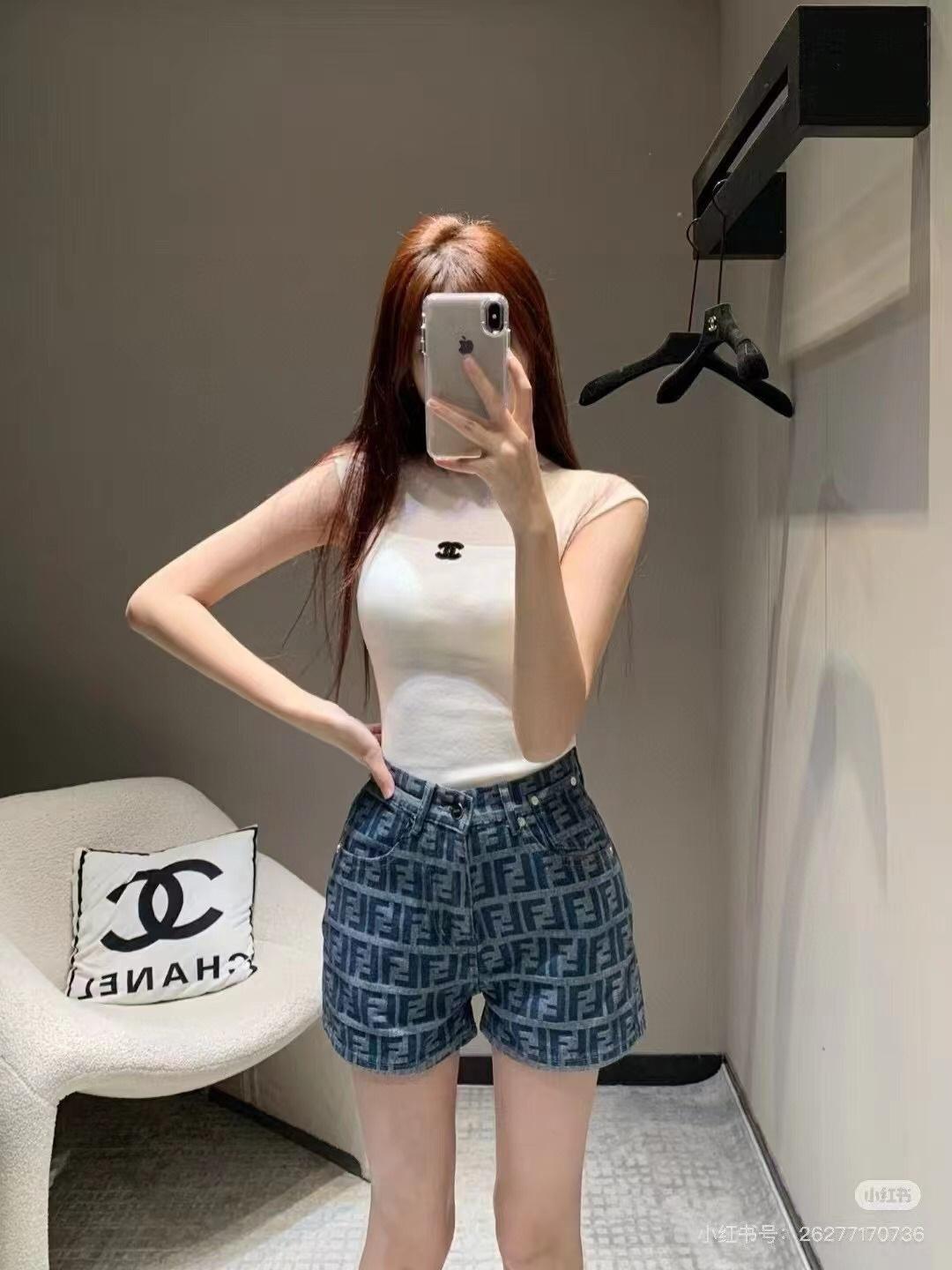 41b532cb39c847937ced7a20a0f543a6.jpg