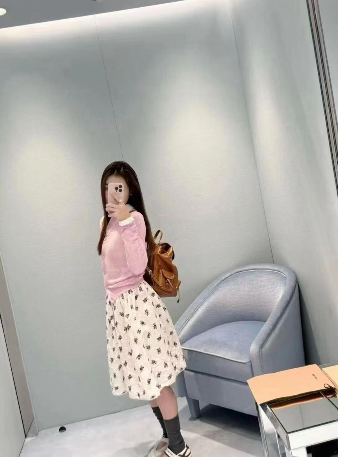 4ff84f7738d6e0fe1c075df8d82d8bfa.jpg
