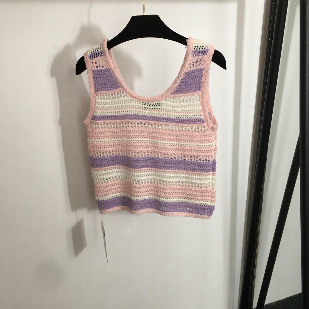 79d533bd1b8f4c16cad95129e4eaf467.jpg