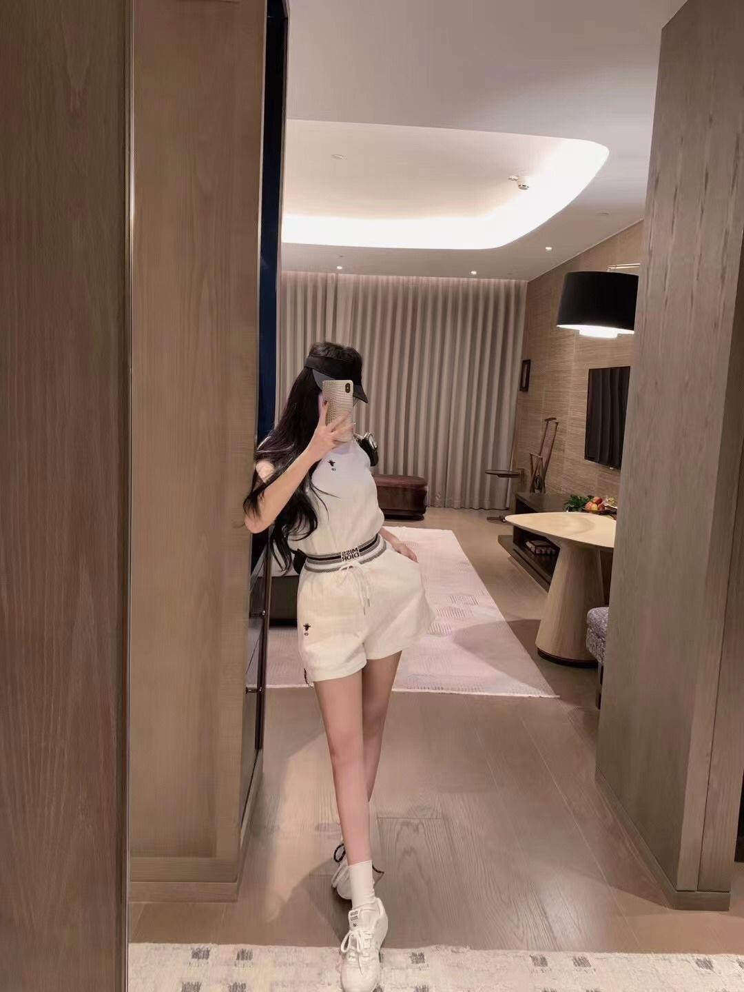 7f137c7fdae3b8879d3ebd298fe17ca1.jpg