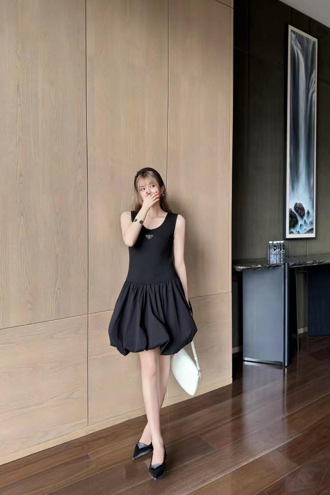 92576cb287bc6b8a6cae85a2a4c9bbf7.jpg