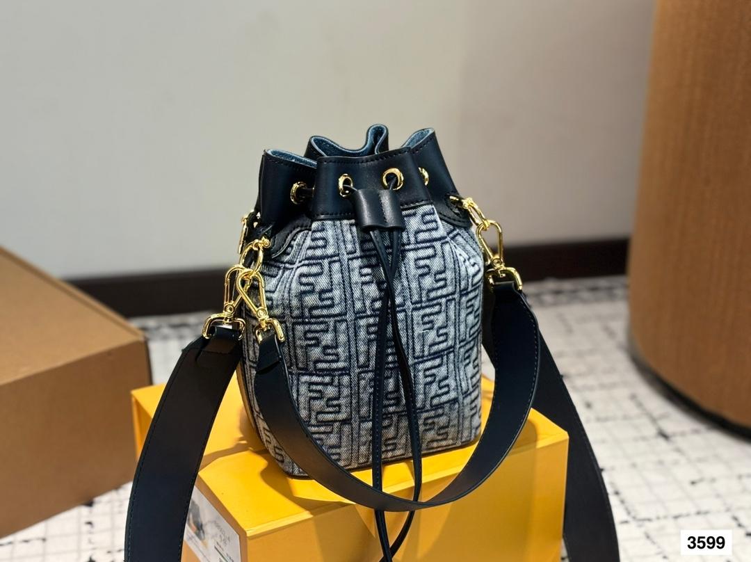 a44bd155bee24d3424bd74fa88442c49.jpg