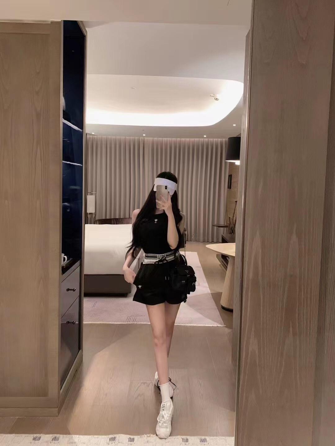 cbd29f44e837f20a3cdf772b685d63ce.jpg