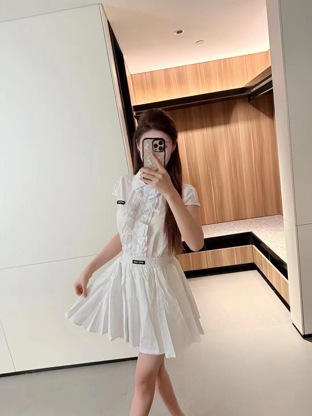 e996a6bcf71639117fb87e1d896d4f43.jpg